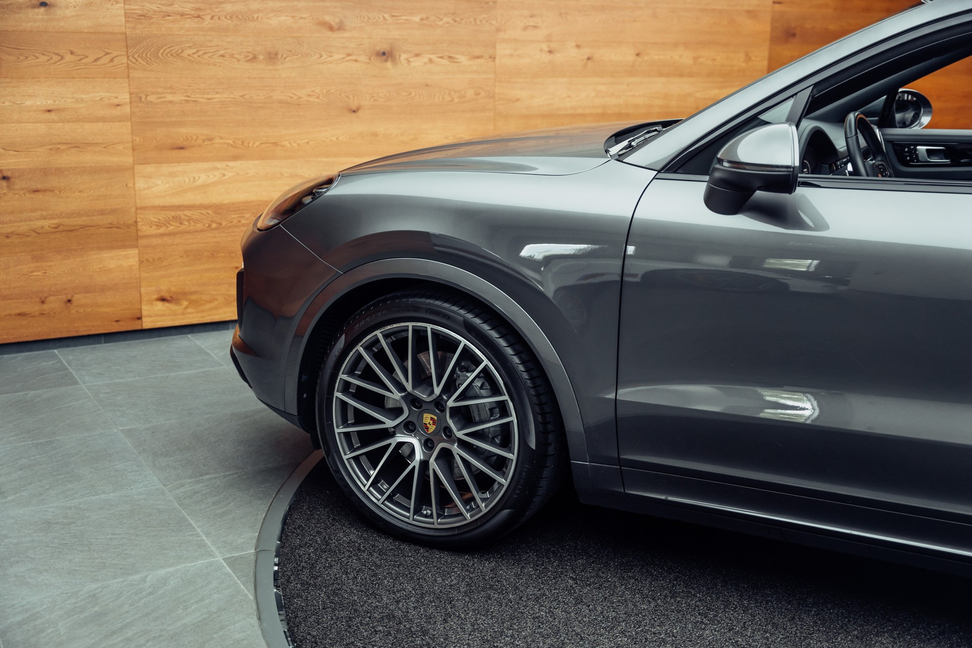 PORSCHE Cayenne S Coupé-image-21