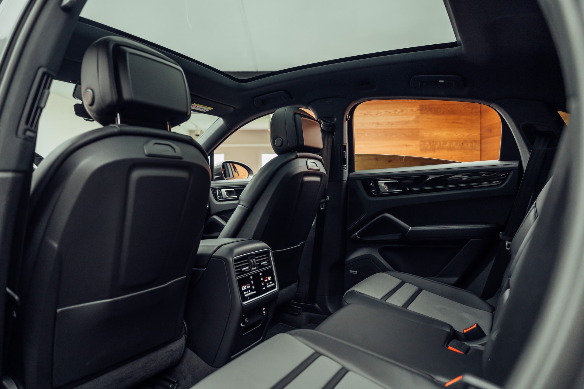 PORSCHE Cayenne S Coupé-image-8