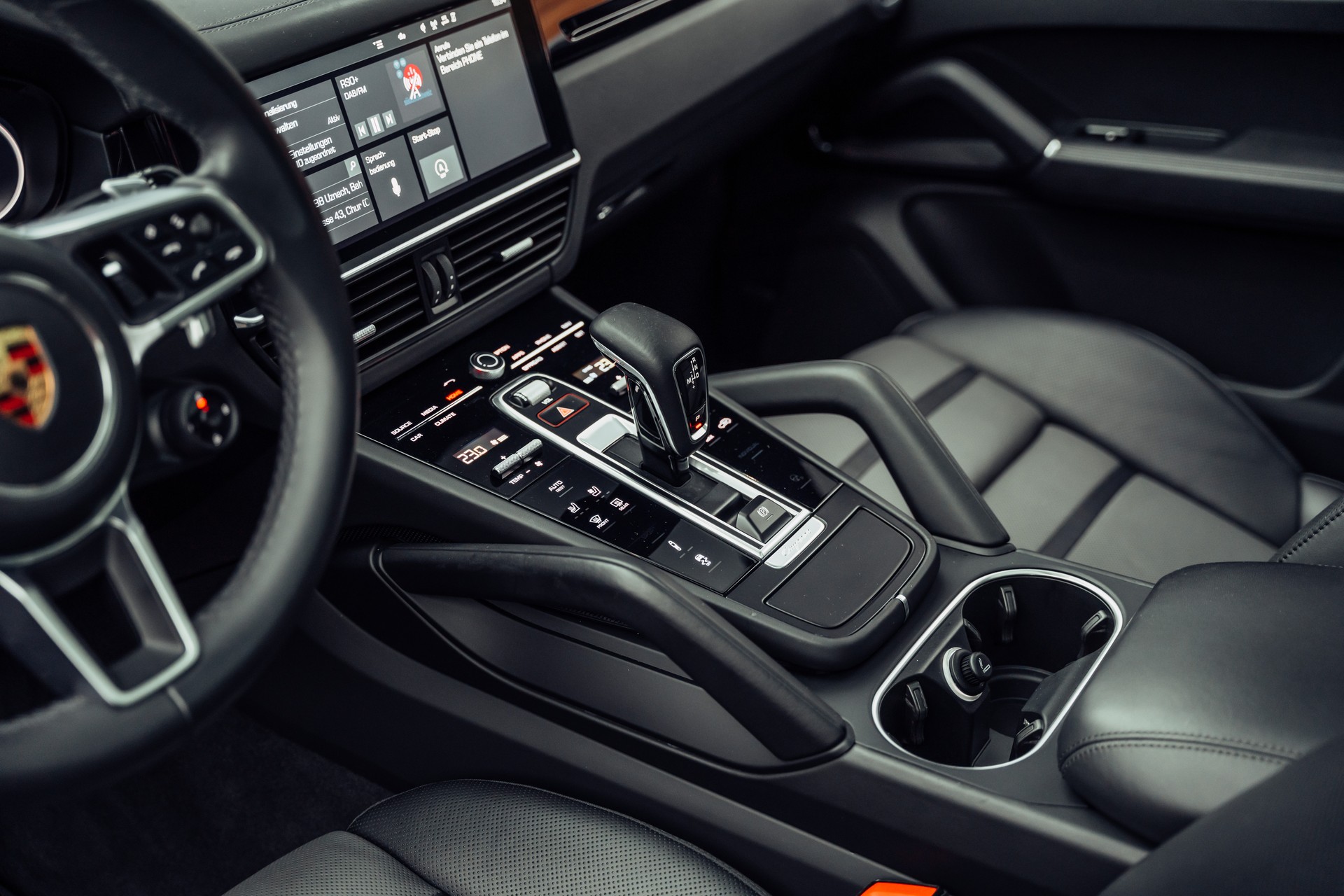 PORSCHE Cayenne S Coupé-image-13