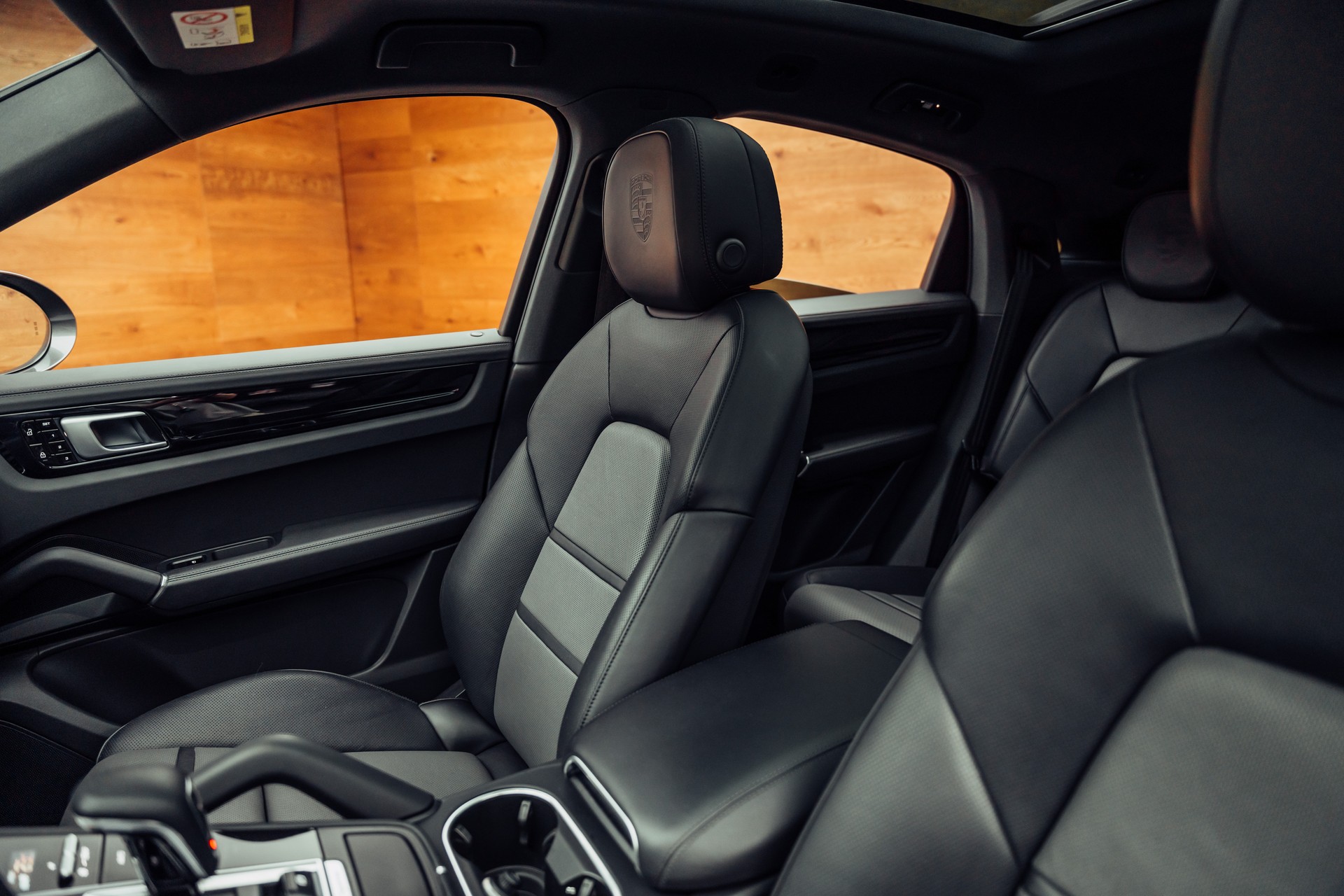 PORSCHE Cayenne S Coupé-image-6