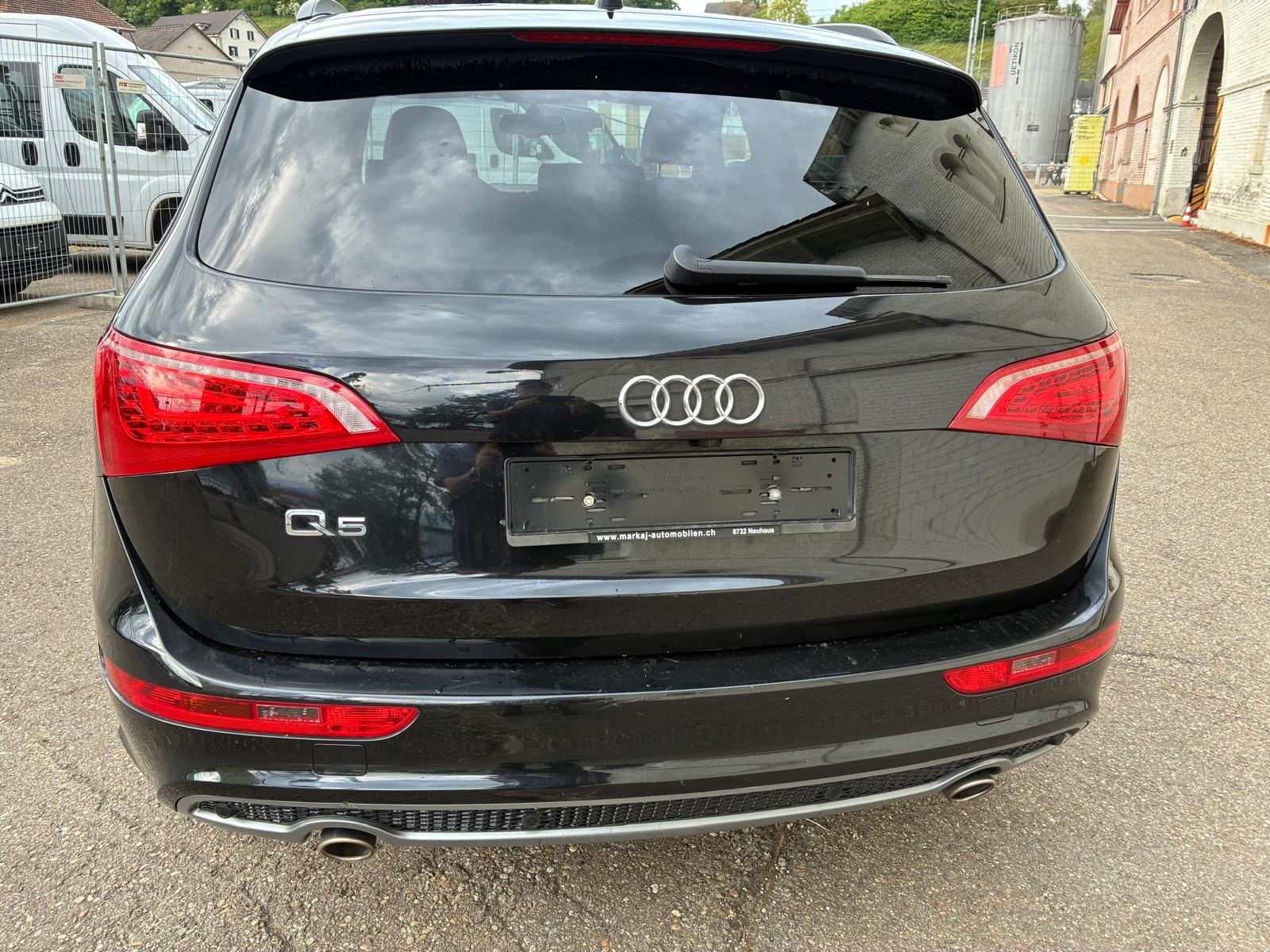 AUDI Q5 3.0 TDI quattro S-tronic-image-6