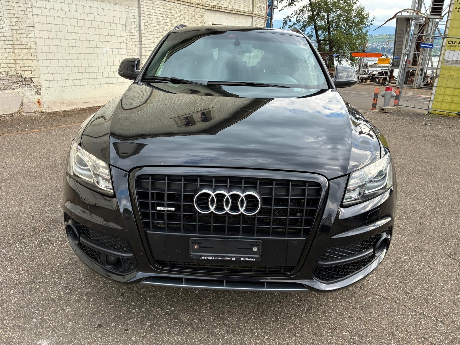 AUDI Q5 3.0 TDI quattro S-tronic-image-1