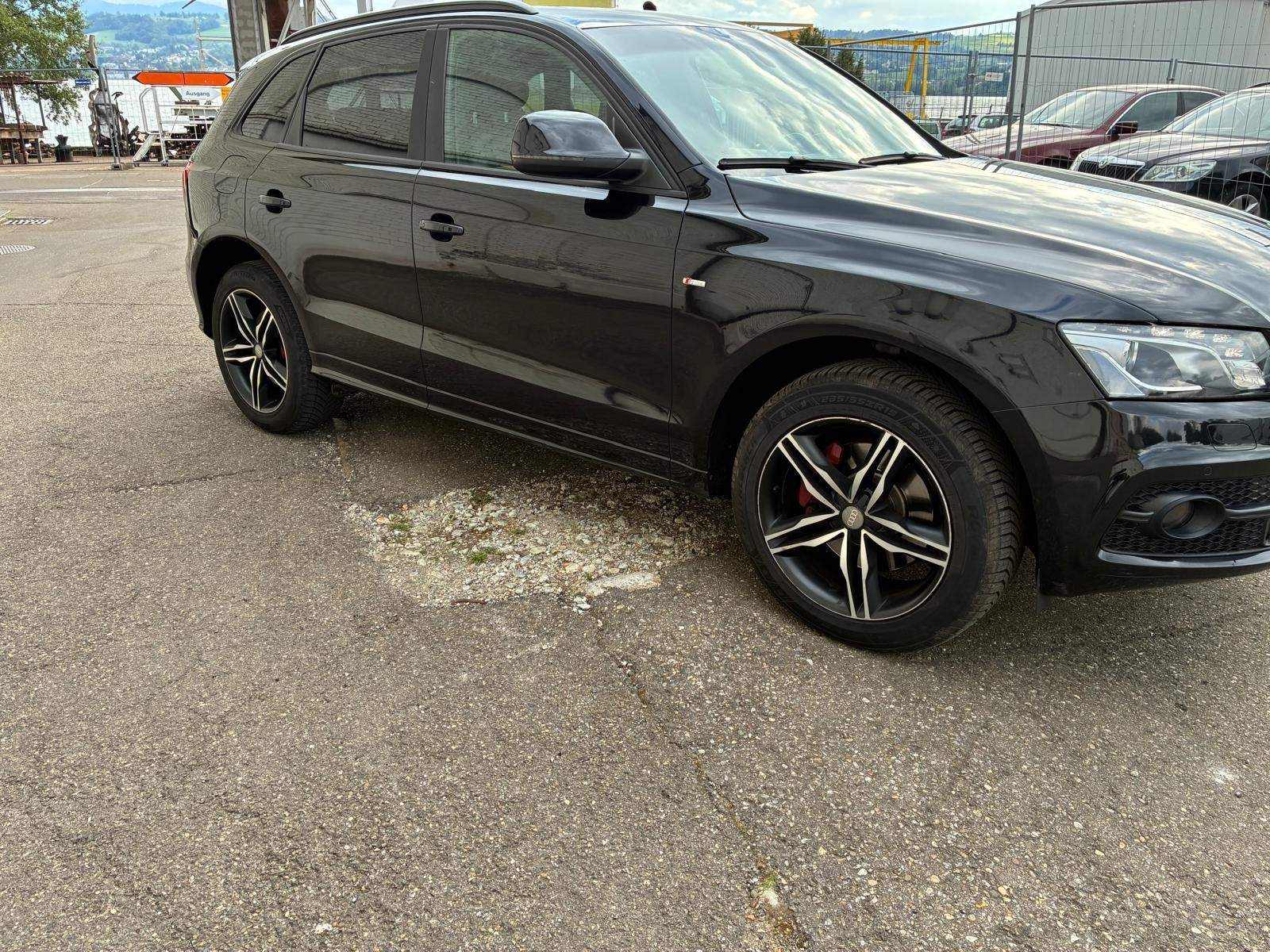 AUDI Q5 3.0 TDI quattro S-tronic-image-3