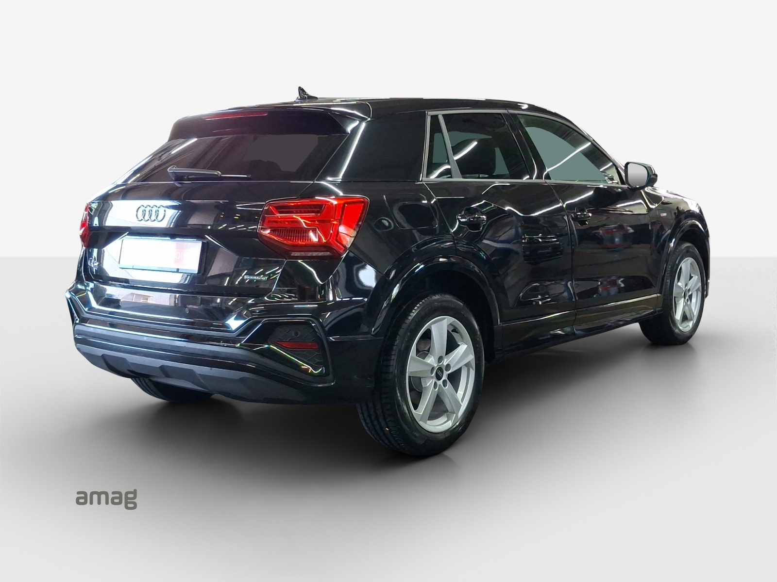 AUDI Q2 40 TFSI S line Attraction quattro S-tronic-image-4