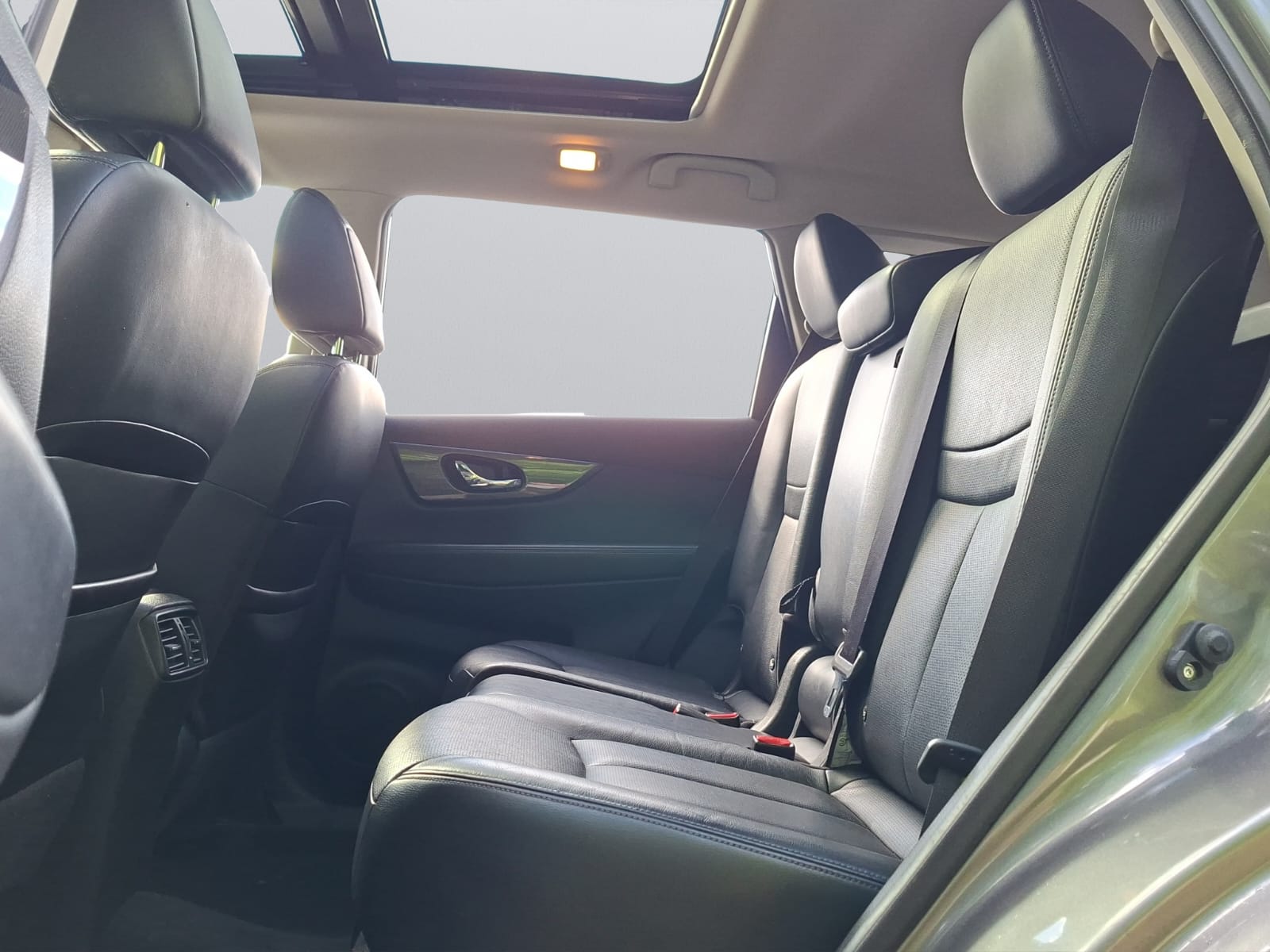 NISSAN X-Trail 2.0 dCi acenta Xtronic CVT ALL-MODE 4x4-image-12