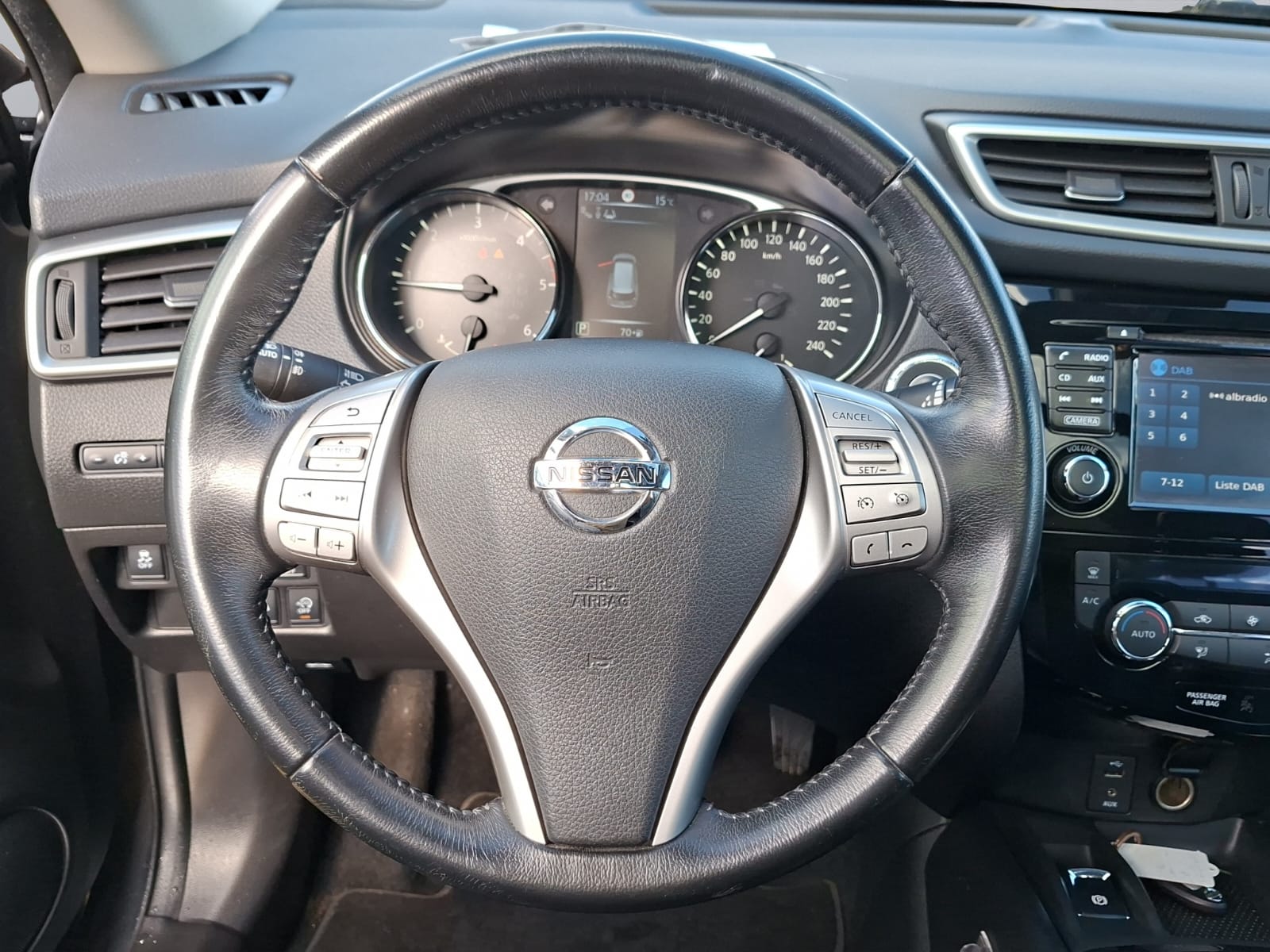 NISSAN X-Trail 2.0 dCi acenta Xtronic CVT ALL-MODE 4x4-image-15