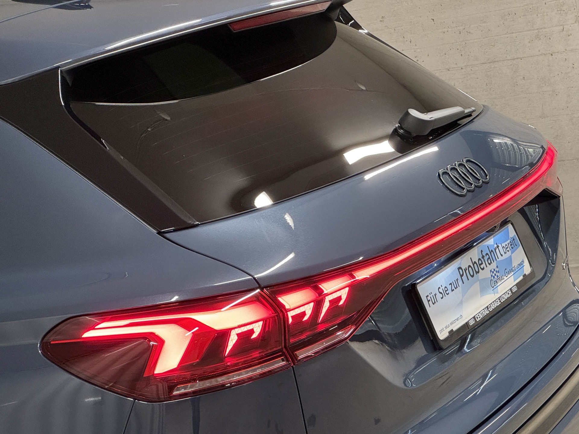 AUDI Q6 e-tron quattro-image-5