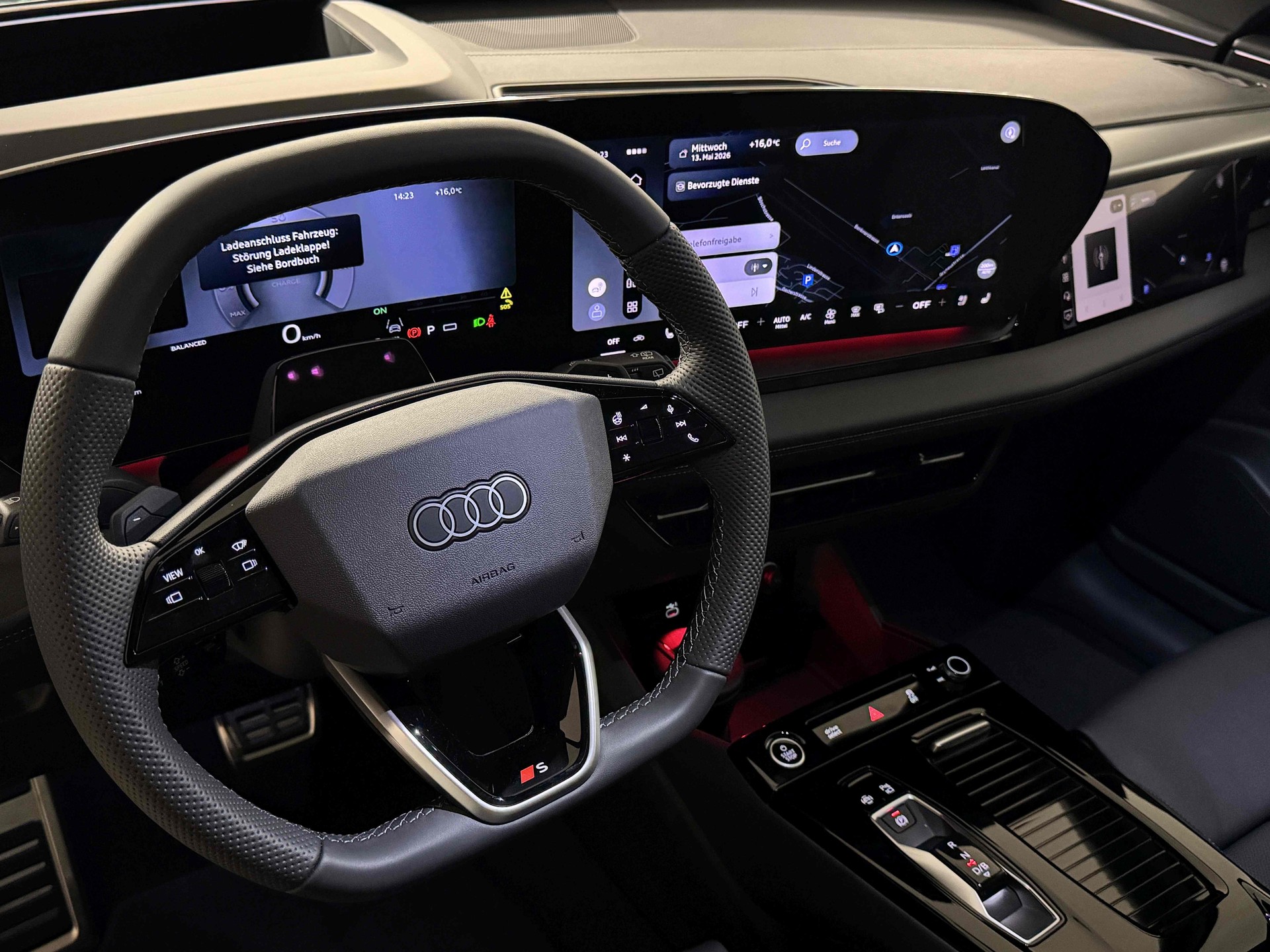 AUDI Q6 e-tron quattro-image-9