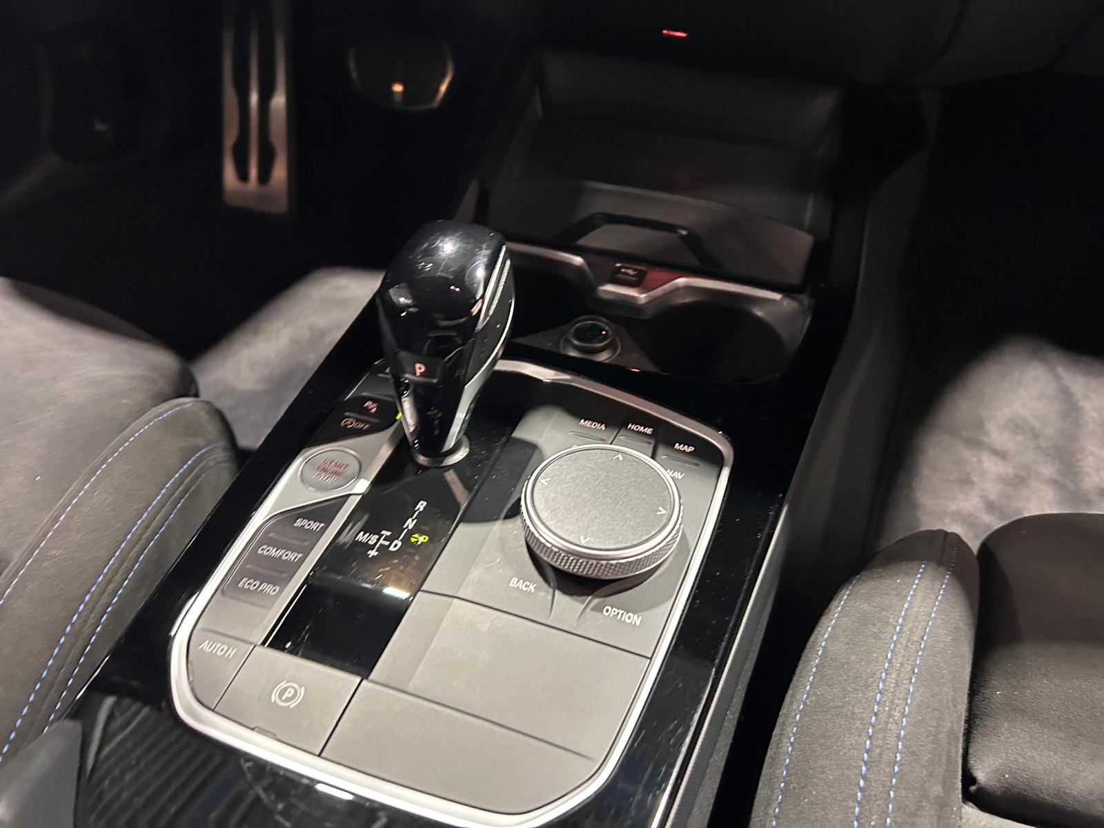 BMW 120d xDrive SAG-image-15