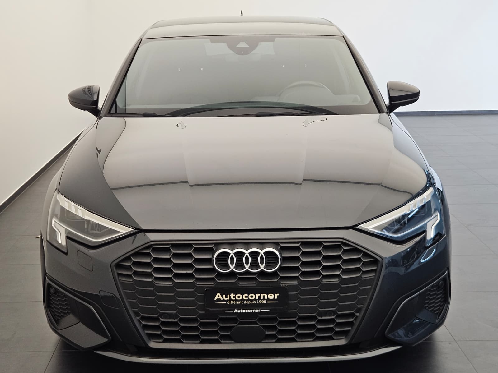 AUDI A3 Sportback 35 TFSI Attraction S-tronic-image-3