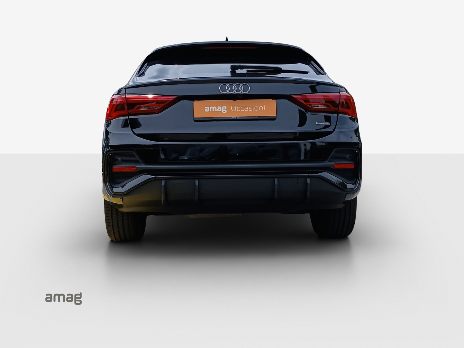 AUDI Q3 Sportback 40 TDI S line quattro S-tronic-image-3