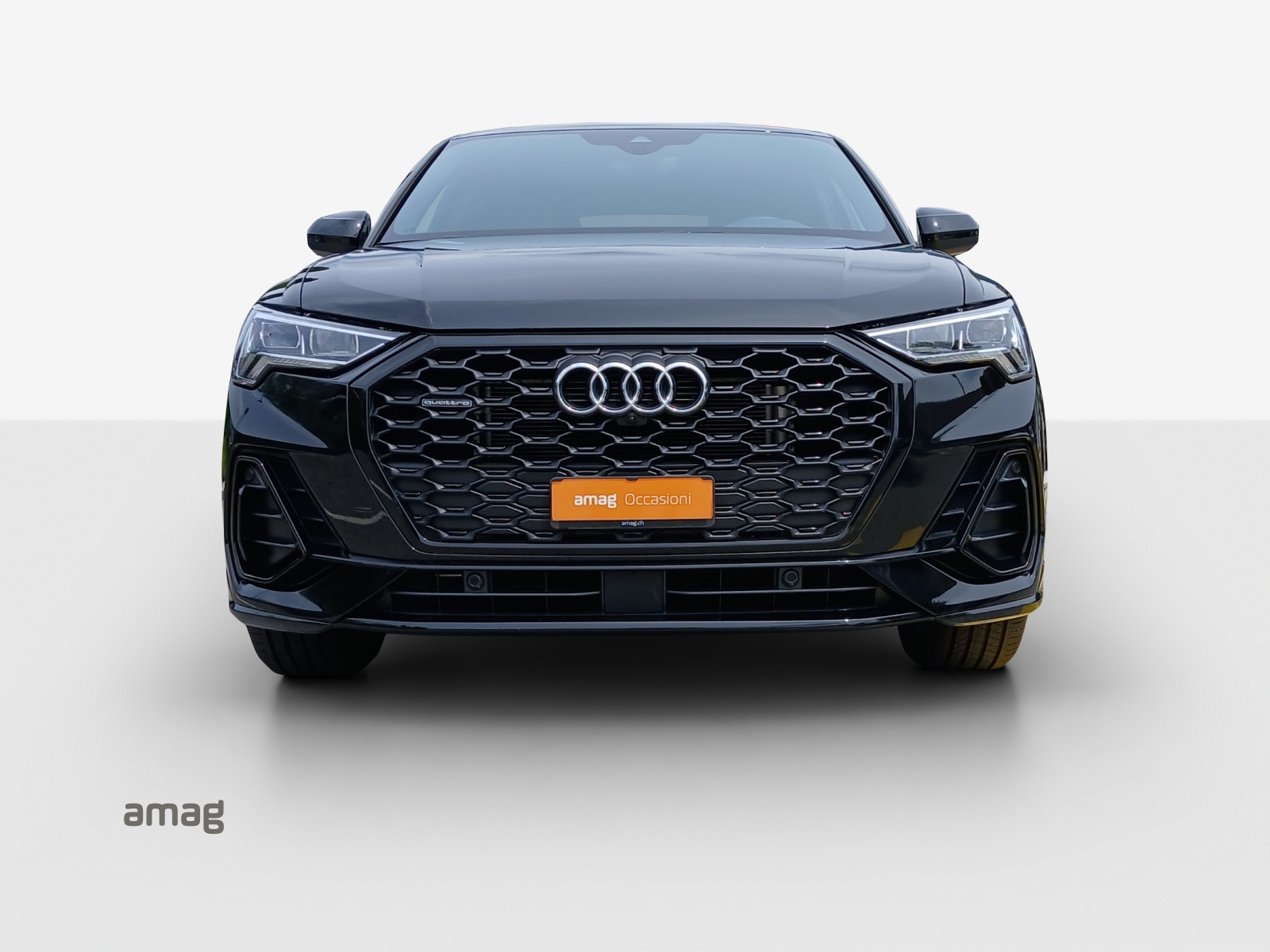 AUDI Q3 Sportback 40 TDI S line quattro S-tronic-image-6