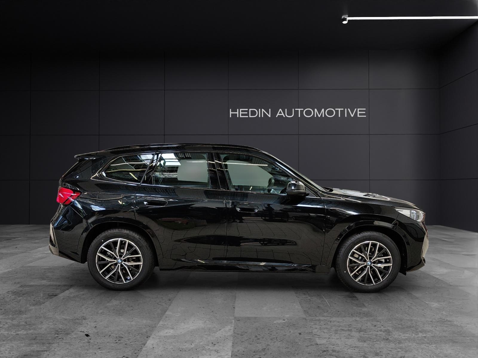 BMW iX 30 xDrive-image-6