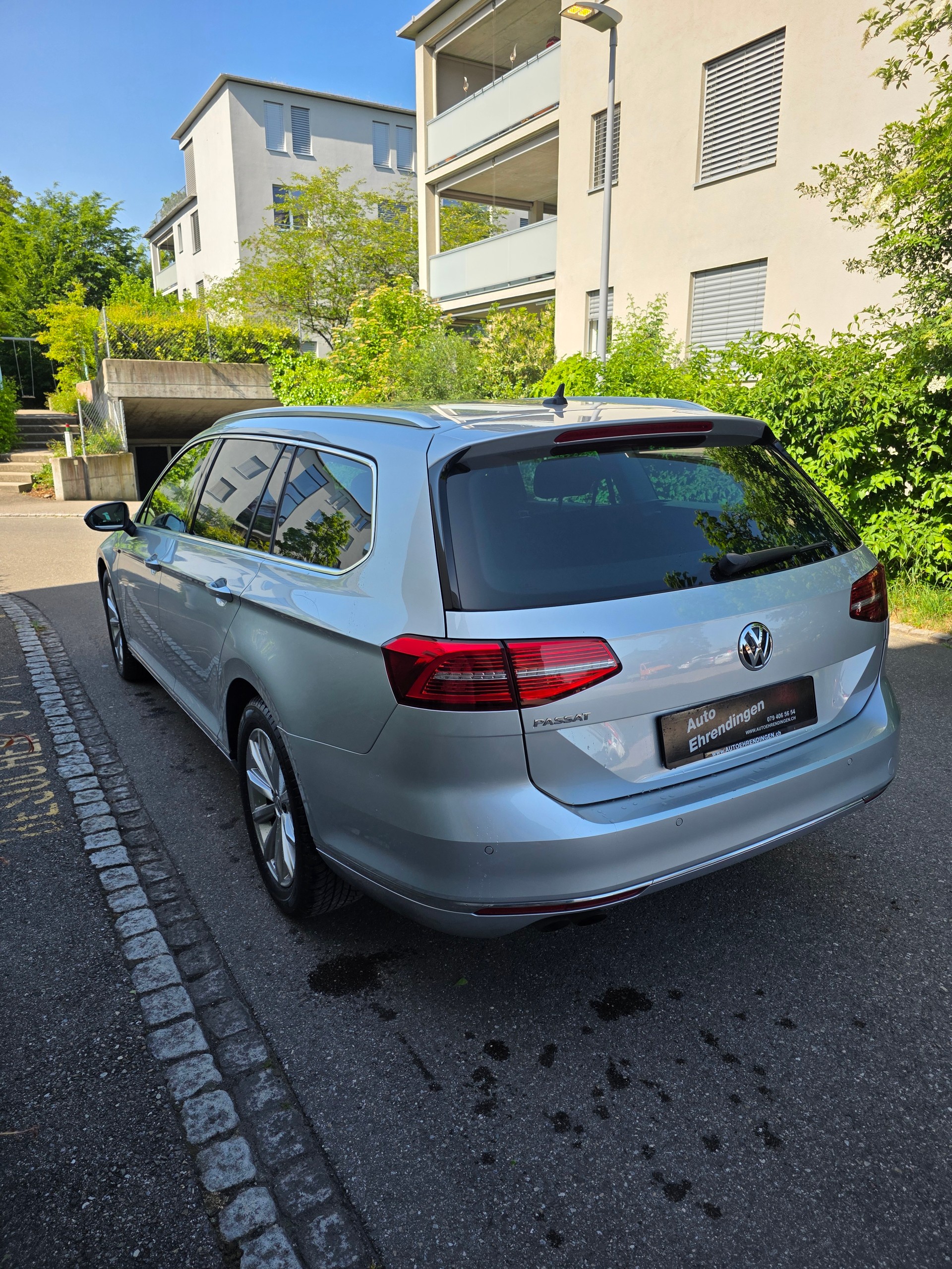 VW Passat Variant 2.0 TDI BMT Highline DSG 4Motion-image-7