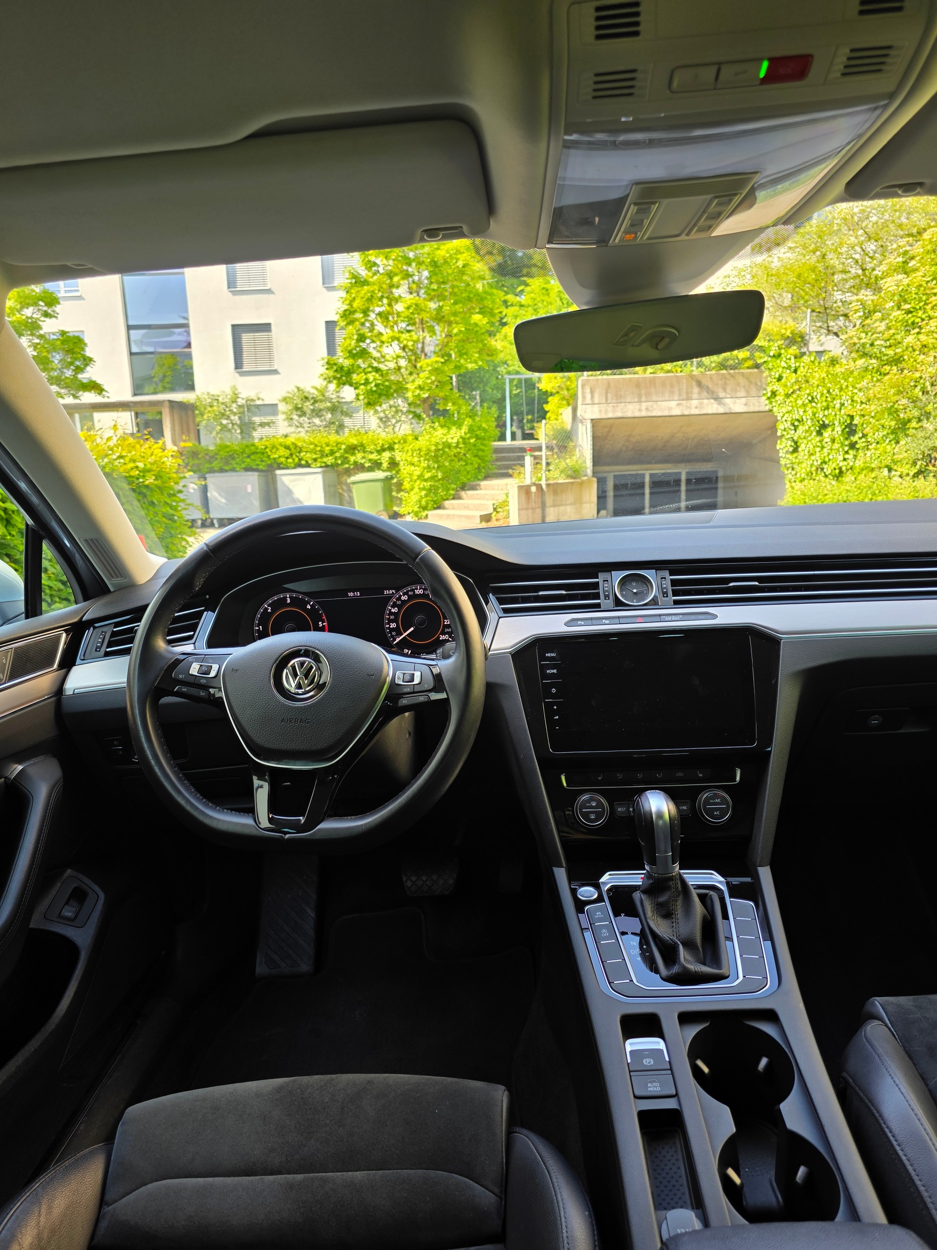 VW Passat Variant 2.0 TDI BMT Highline DSG 4Motion-image-14