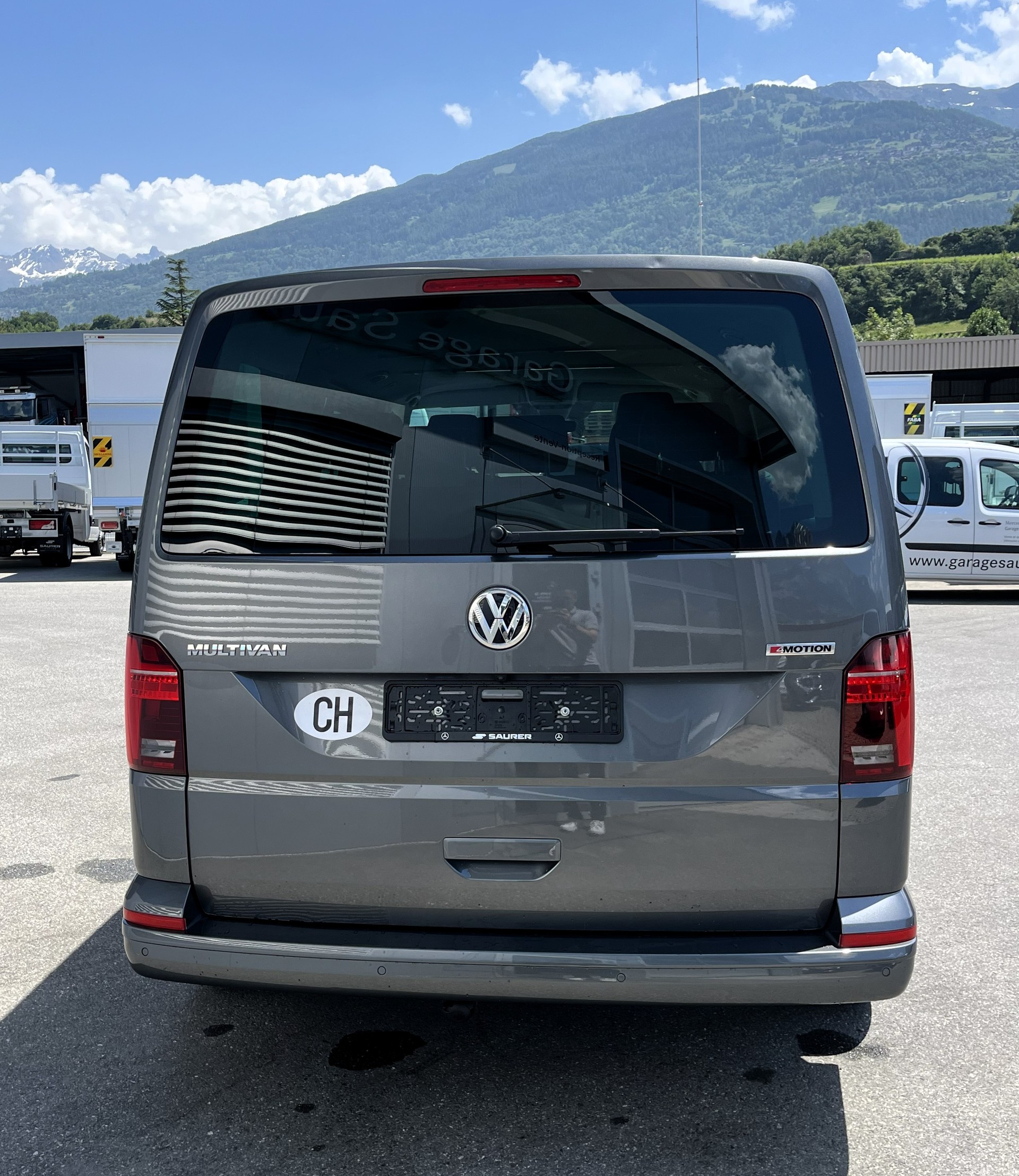 VW T6.1 Multivan 2.0 Bi-TDI Highline Liberty 4Mot. DSG-image-3