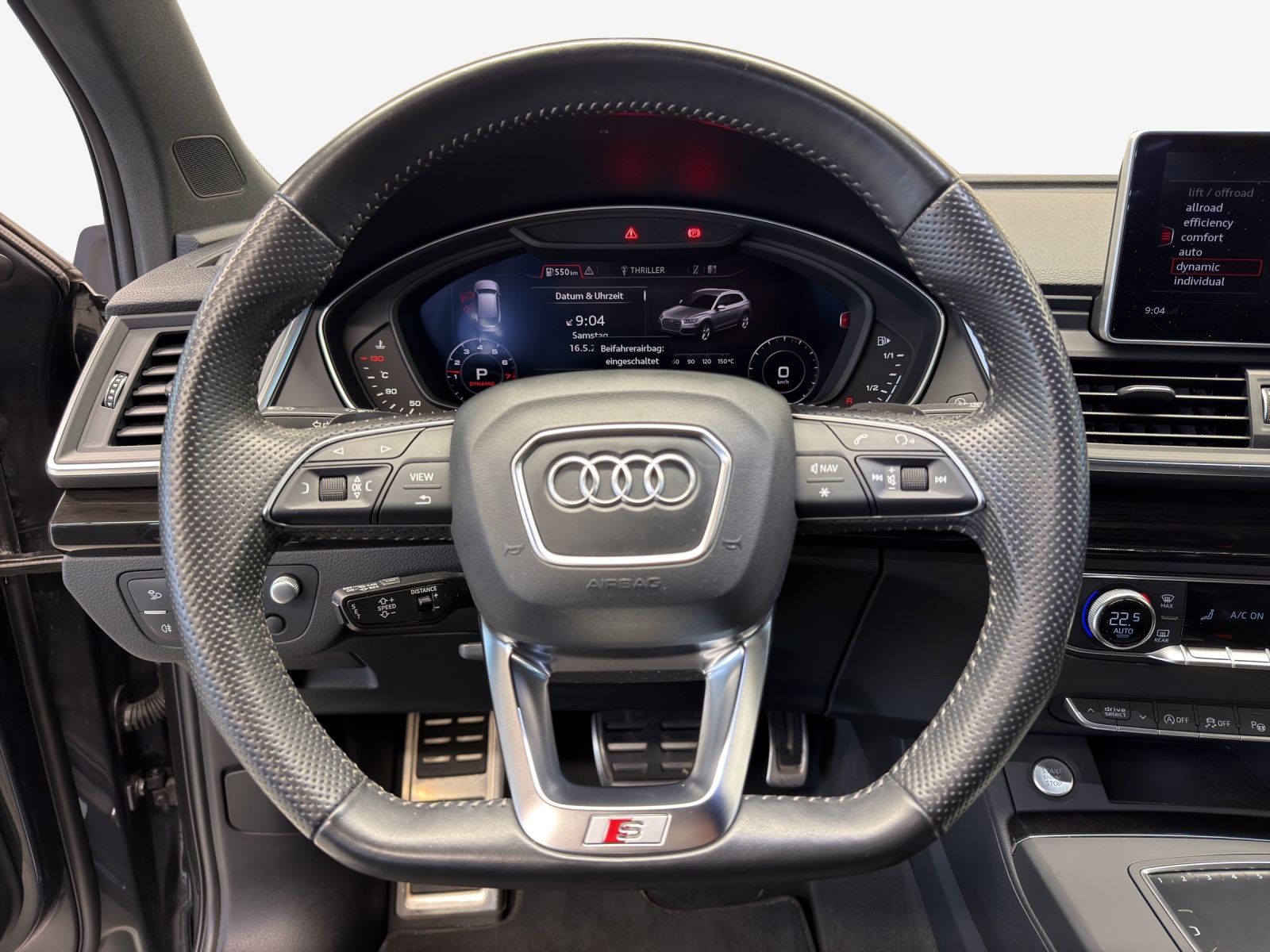 AUDI Q5 45 TFSI quattro S-tronic-image-9