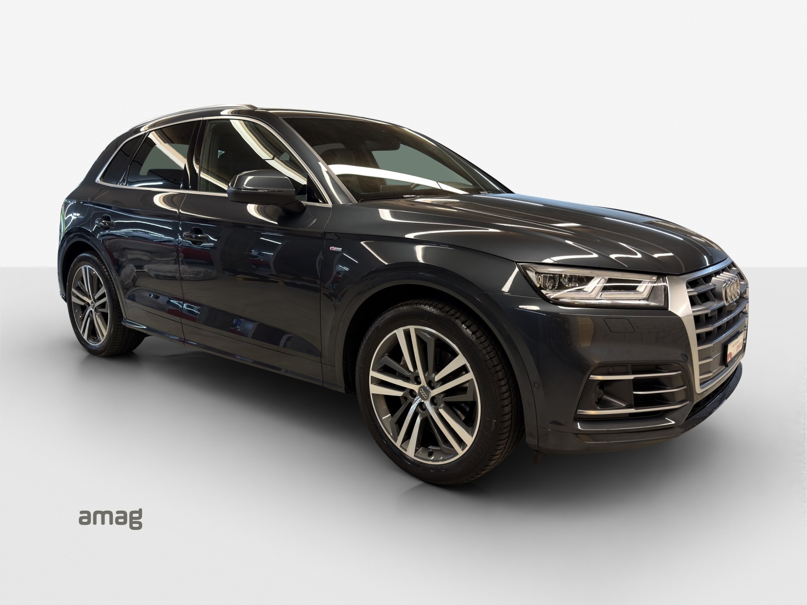 AUDI Q5 45 TFSI quattro S-tronic-image-5