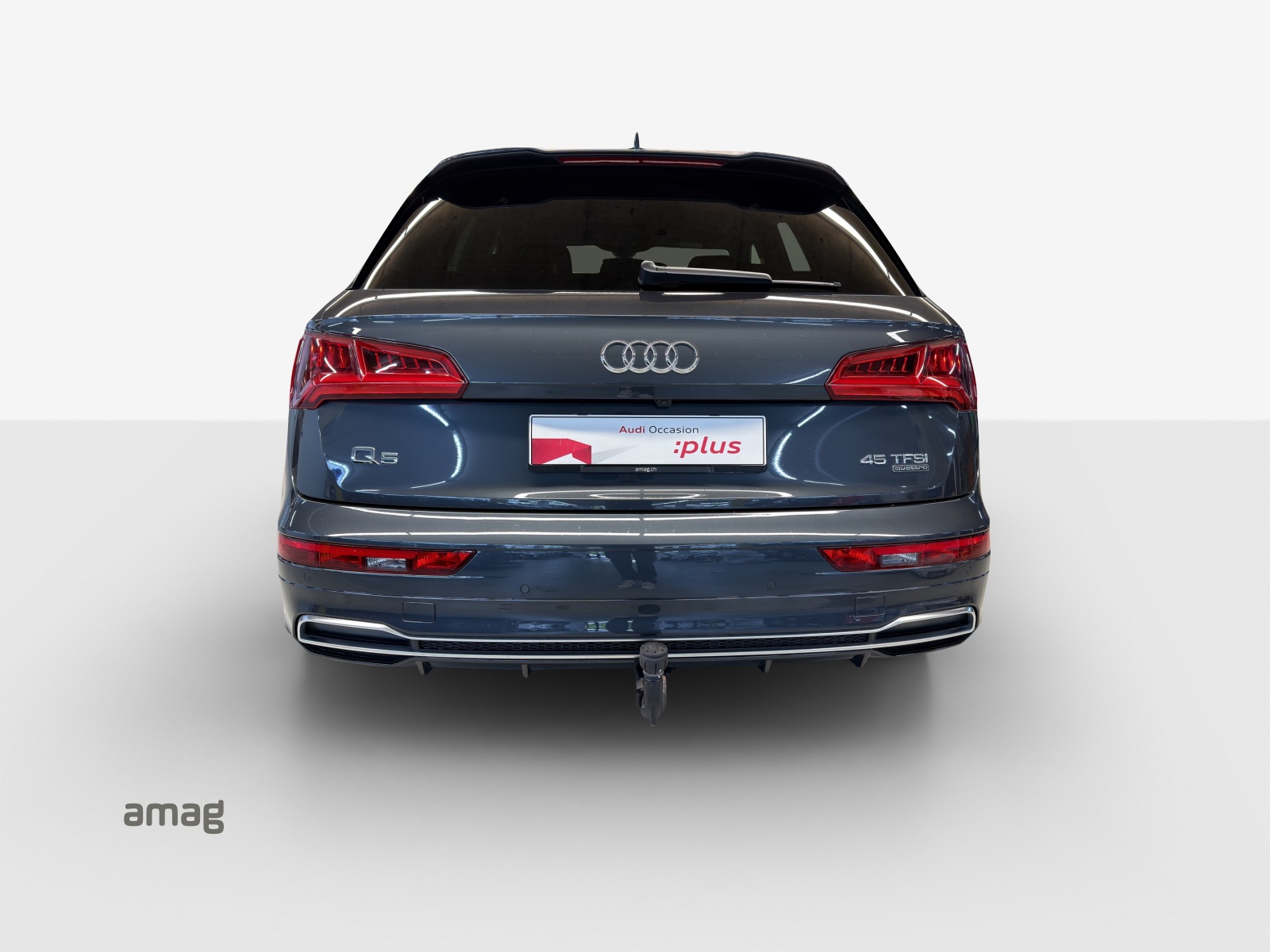 AUDI Q5 45 TFSI quattro S-tronic-showroom-element-3