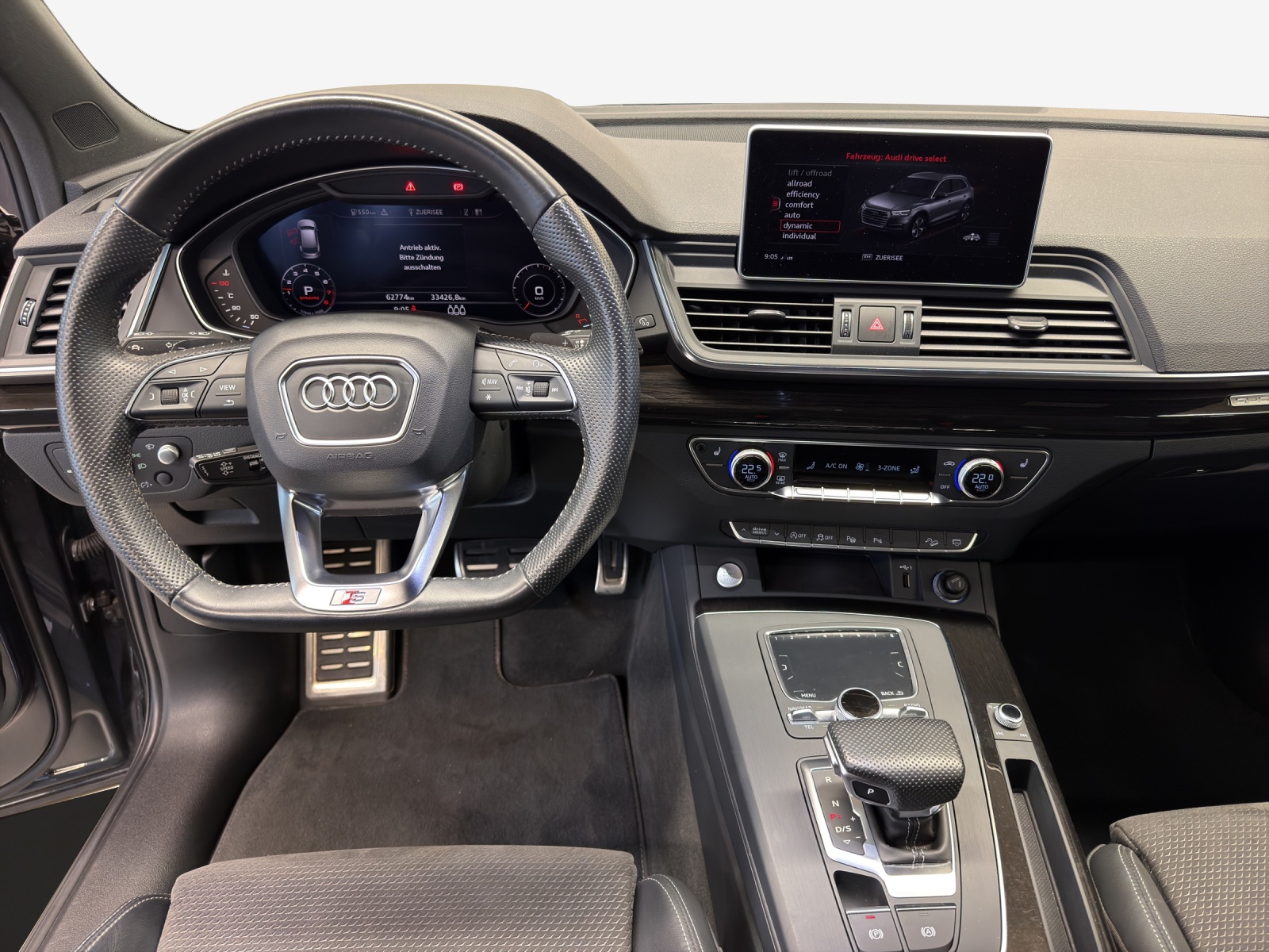 AUDI Q5 45 TFSI quattro S-tronic-image-8