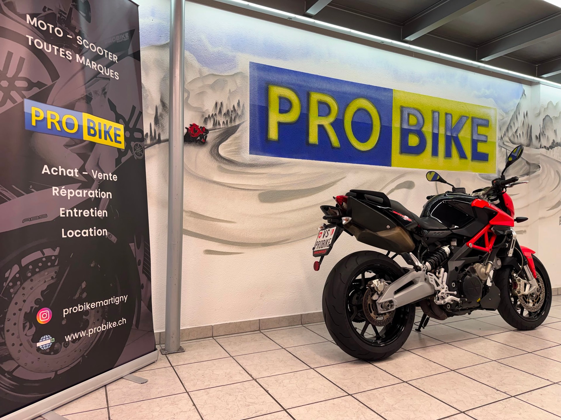 APRILIA SL 750 Shiver ABS-showroom-element-2