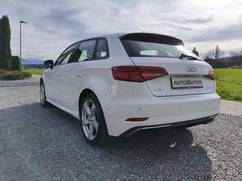 AUDI A3 Sportback 1.4 T FSI e-tron S-Tronic-image-3