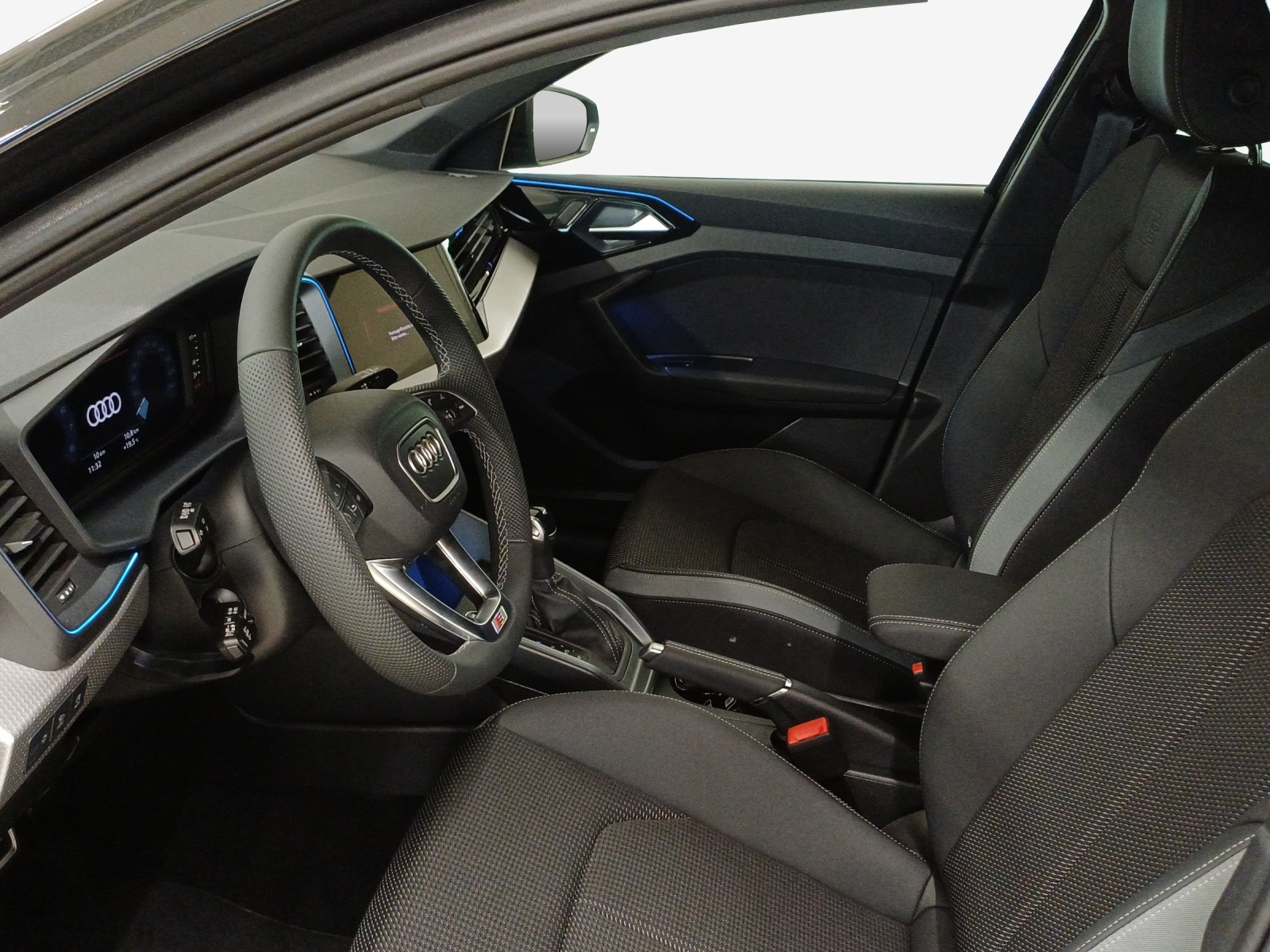 AUDI A1 Sportback 30 TFSI S Line Attraction S-tronic-image-7