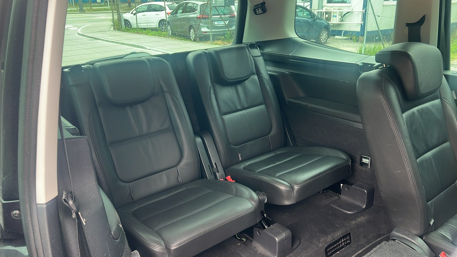 SEAT Alhambra 2.0 TDI Reference 4x4-image-17