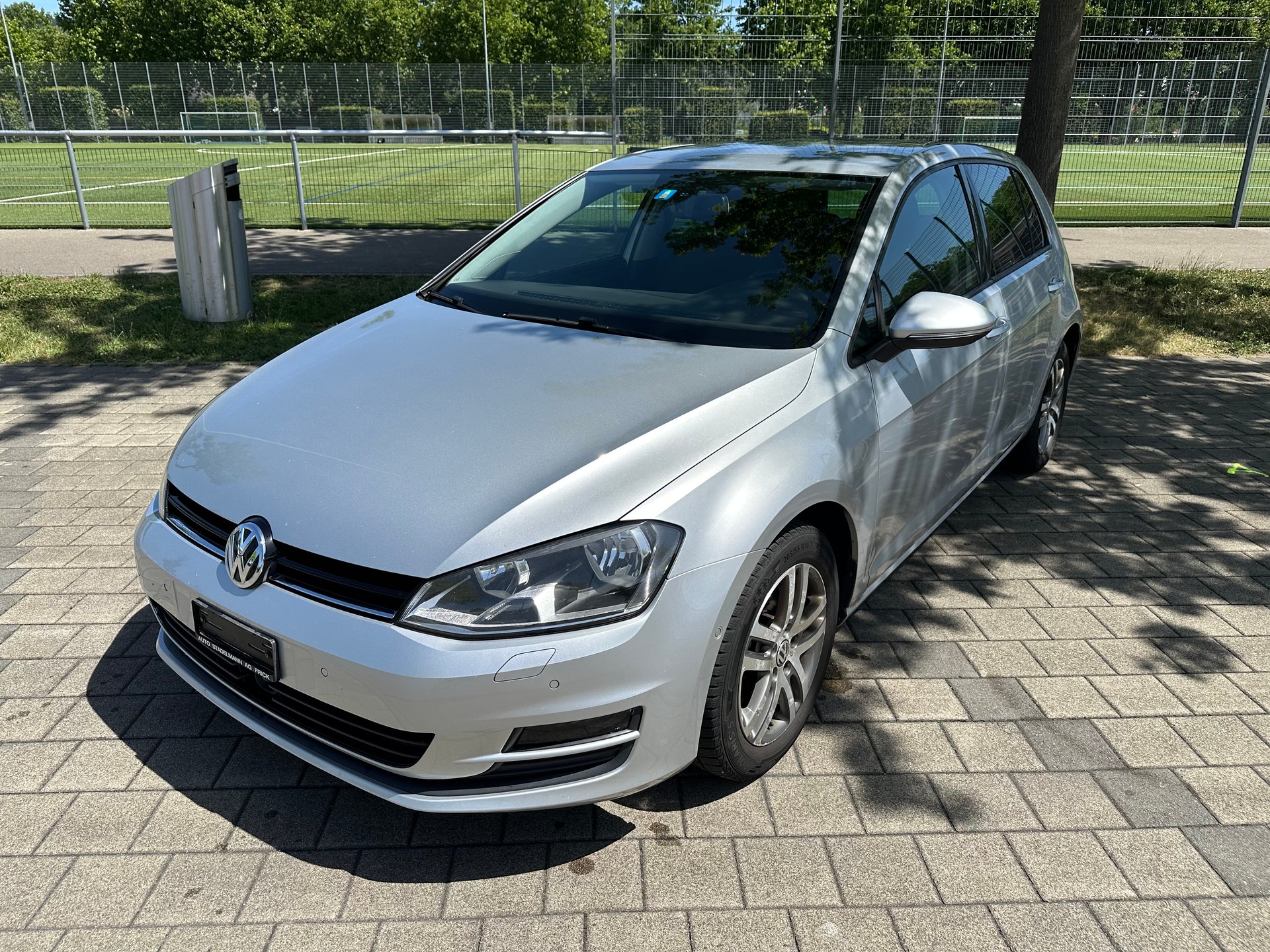 VW Golf 1.6 TDI Comfortline 4Motion-image-0