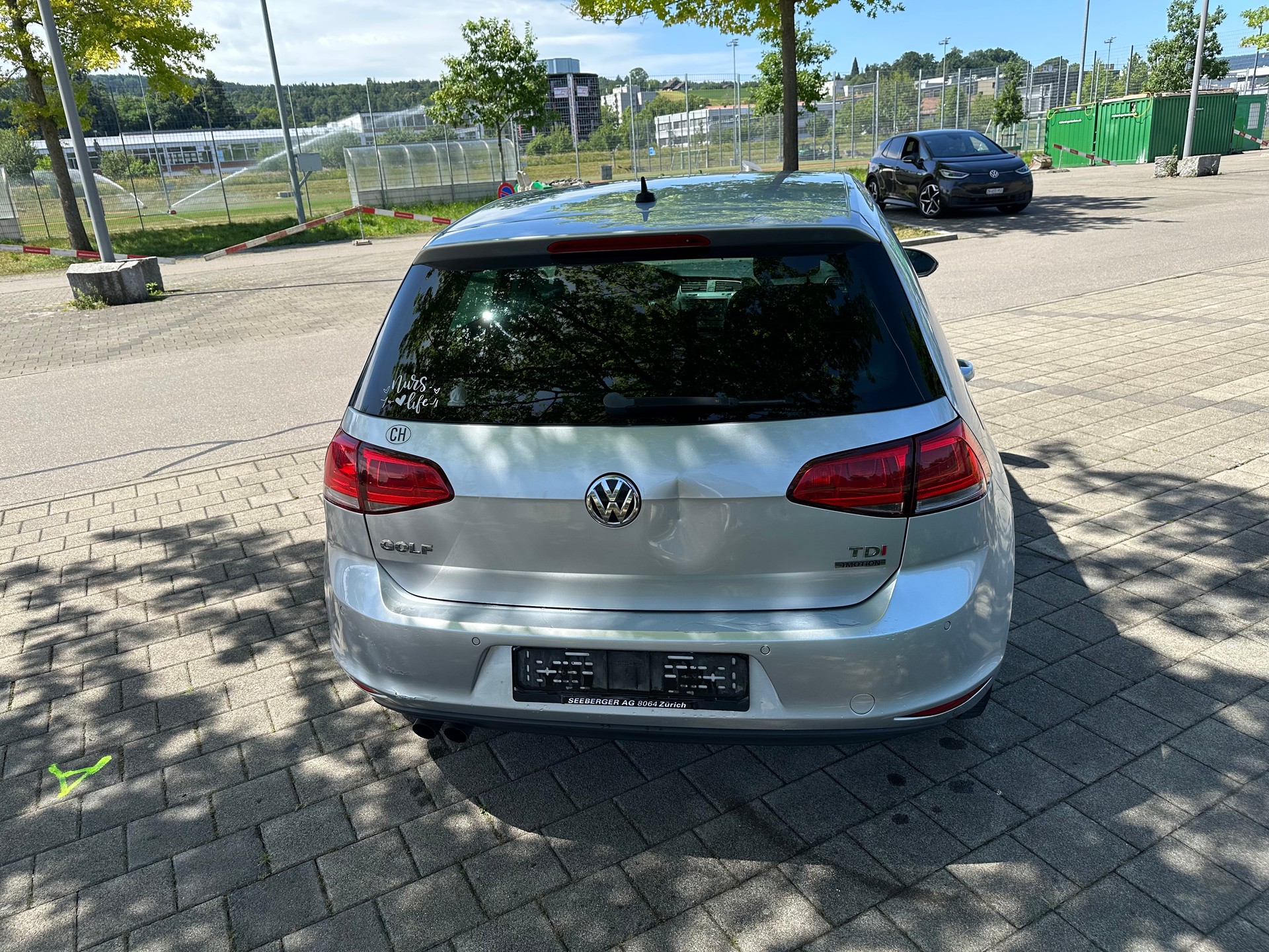 VW Golf 1.6 TDI Comfortline 4Motion-image-5