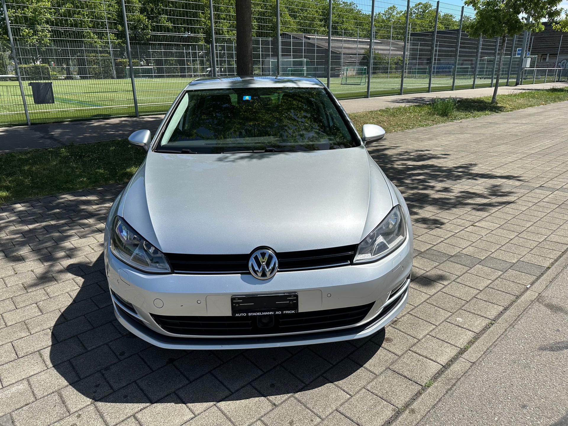 VW Golf 1.6 TDI Comfortline 4Motion-image-1