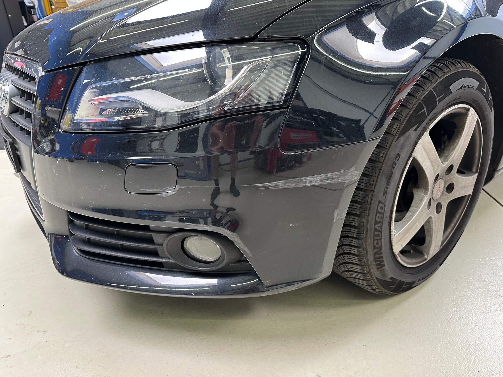 AUDI A4 Avant 2.0 TDI-image-6