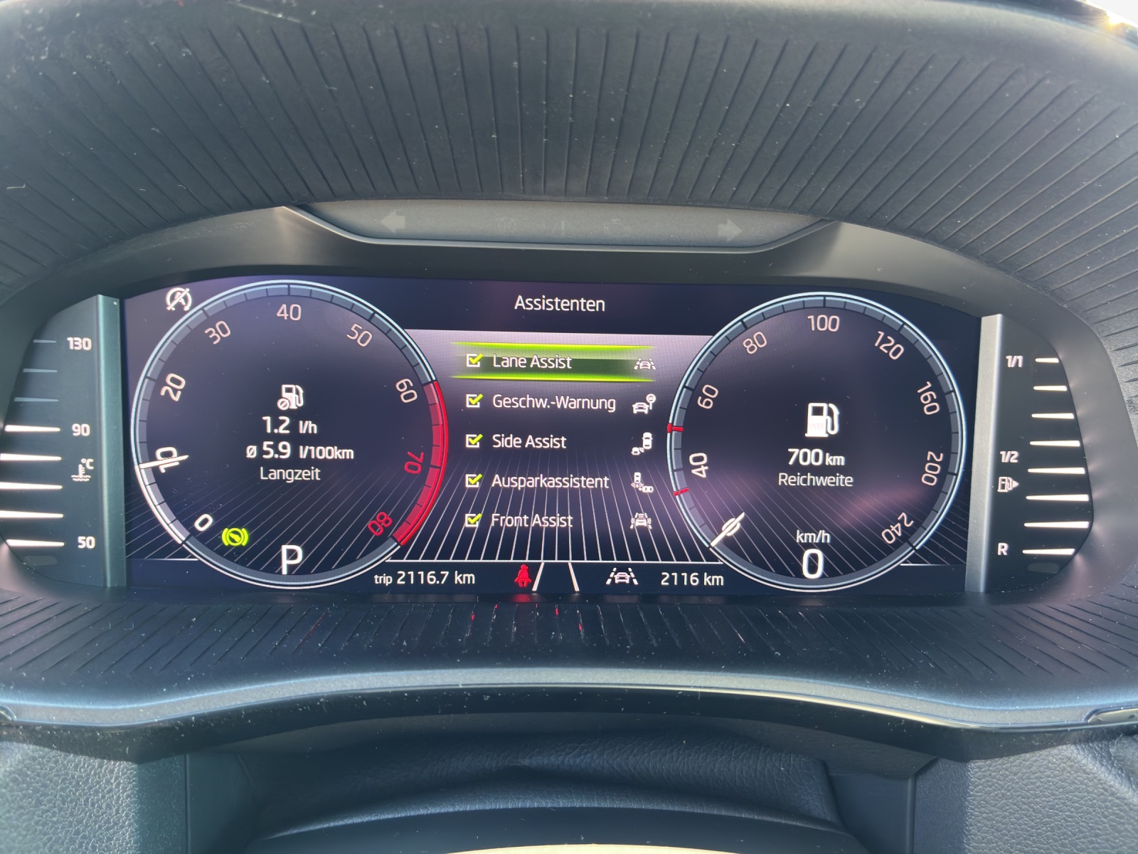 SKODA Fabia 1.0 TSI Dynamic DSG-image-14