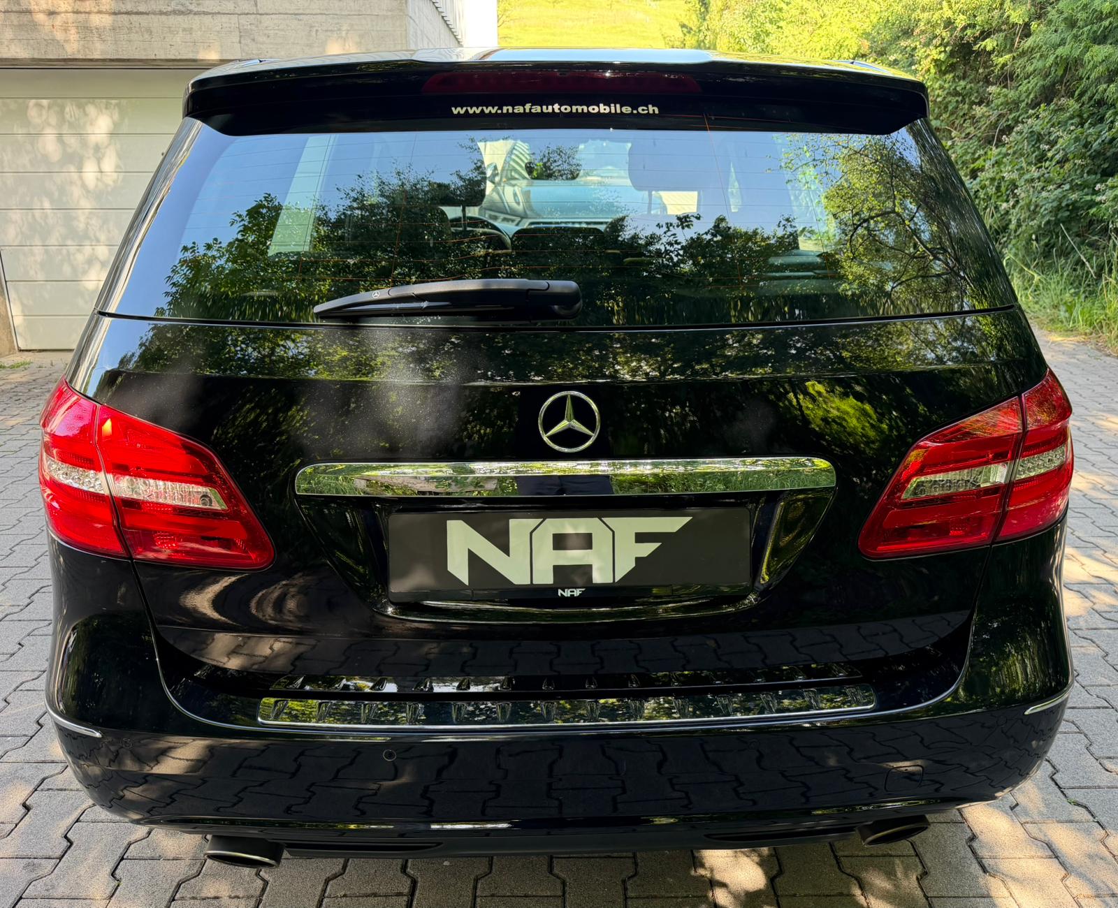 MERCEDES-BENZ B 200 7G-DCT-image-3