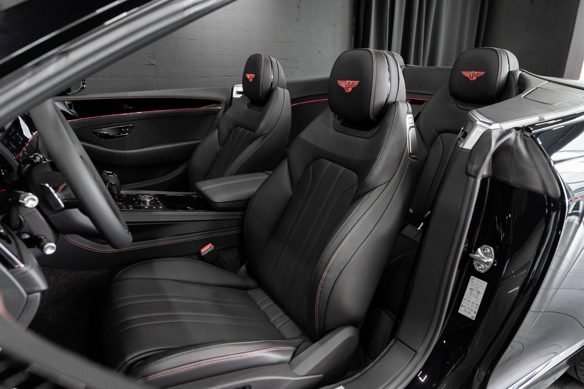 BENTLEY BENTLEY Continental GTC Black Edition 1 of 400-image-14