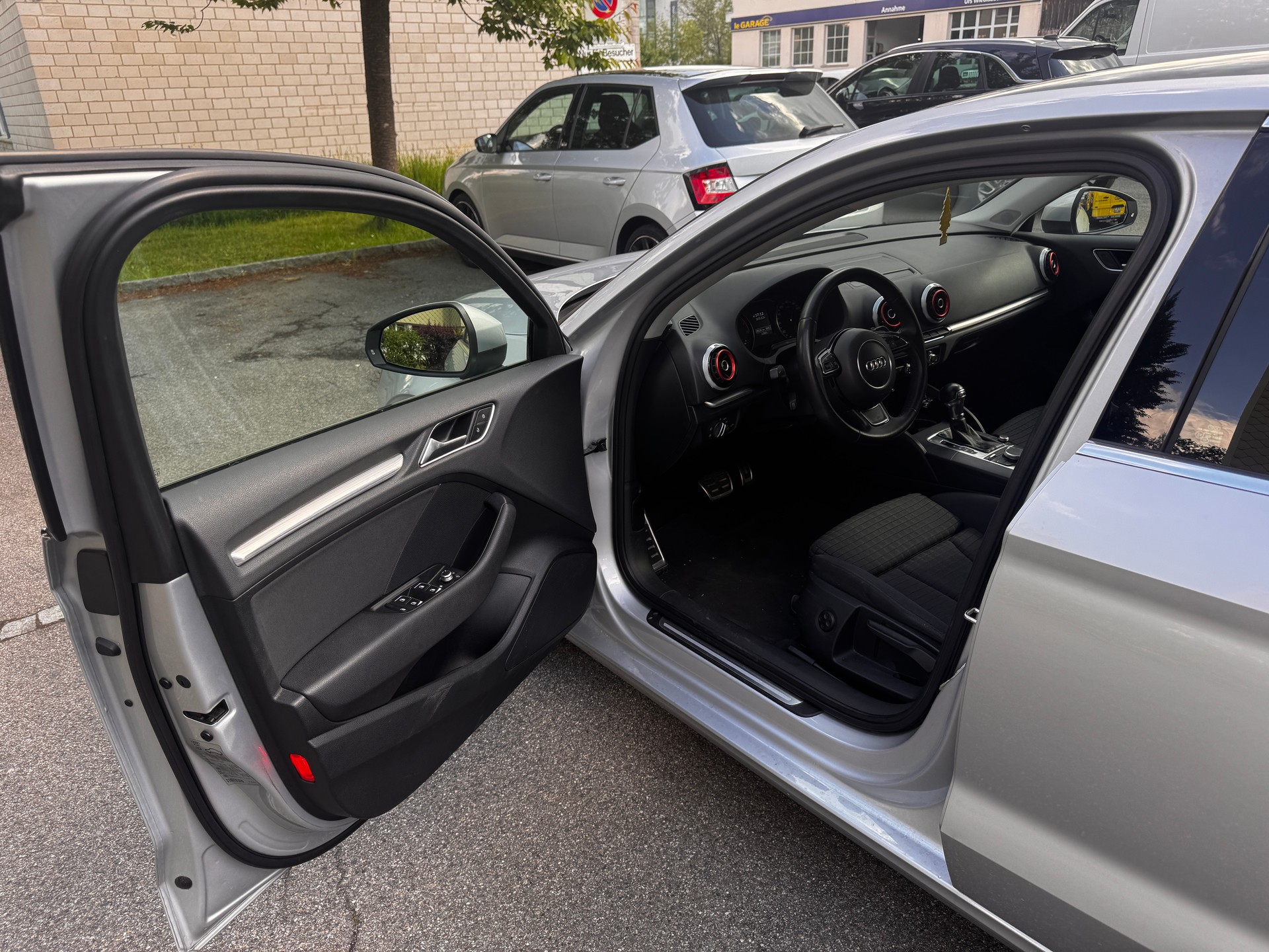 AUDI a3 1.8 T FSI Attraction S-Tronic-image-3