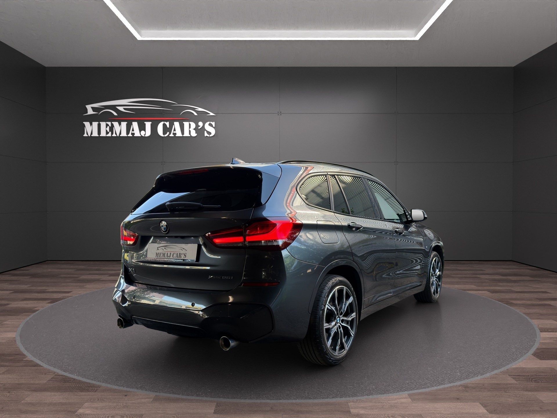 BMW X1 xDrive 25i M Sport Steptronic Facelift-image-6