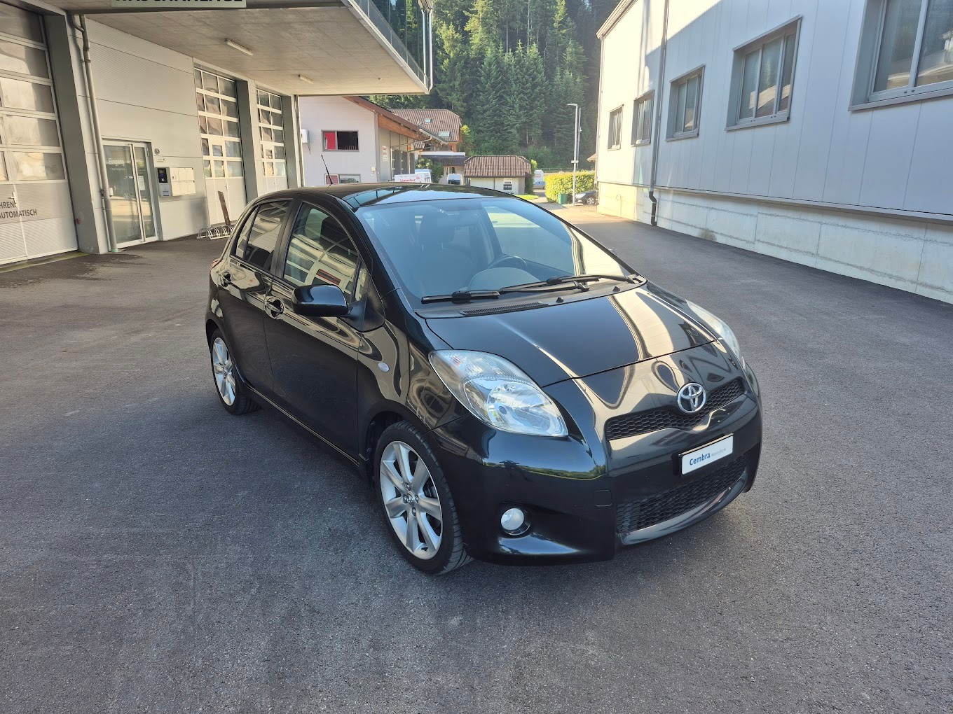 TOYOTA Yaris 1.8 TS-image-2