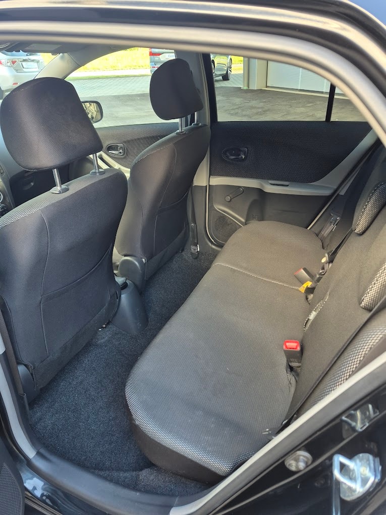 TOYOTA Yaris 1.8 TS-image-9