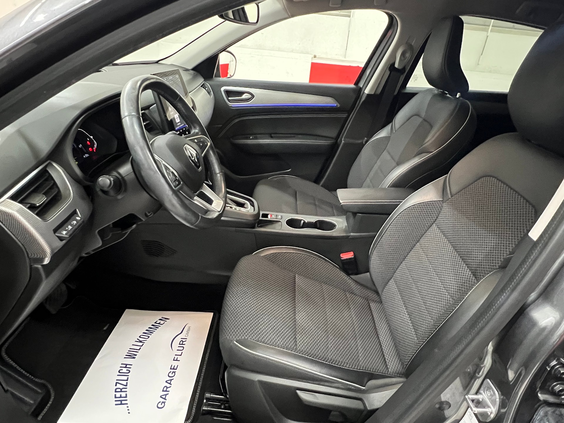 RENAULT Arkana 1.6 E-Tech Intens-image-11