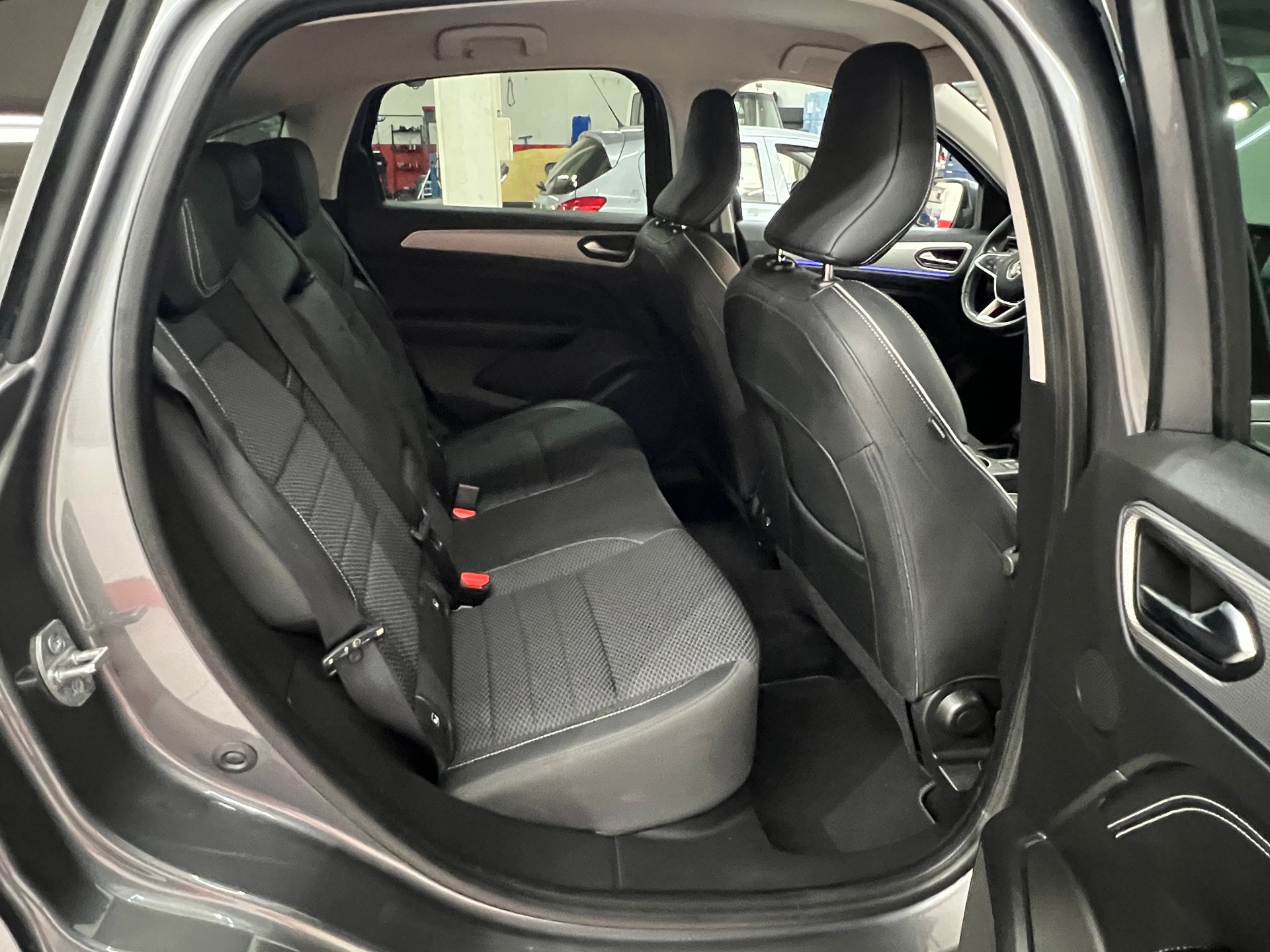 RENAULT Arkana 1.6 E-Tech Intens-image-14
