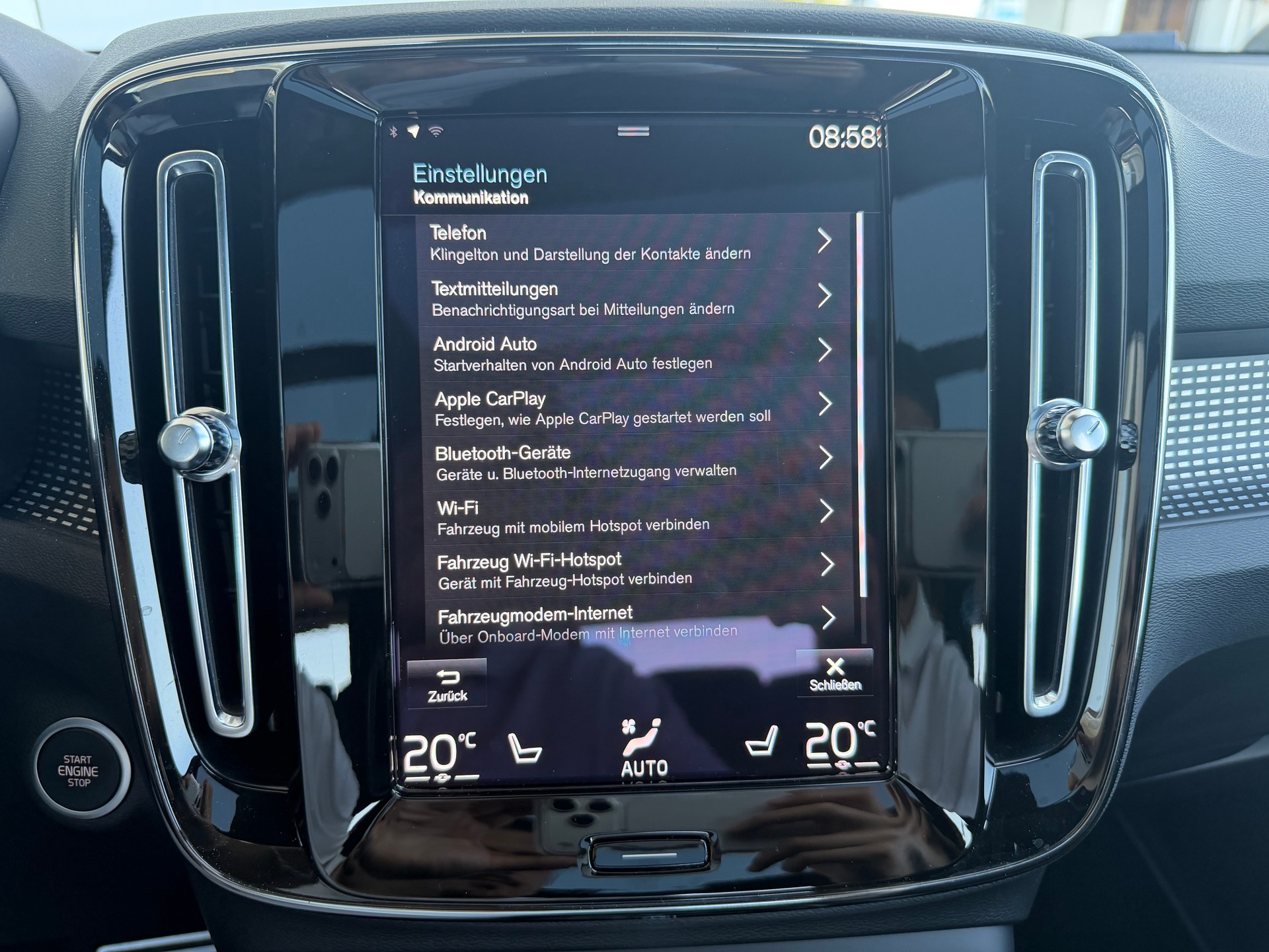 VOLVO XC40 B4 Benzin Mild Hybrid AWD R-Design Geartronic-image-19