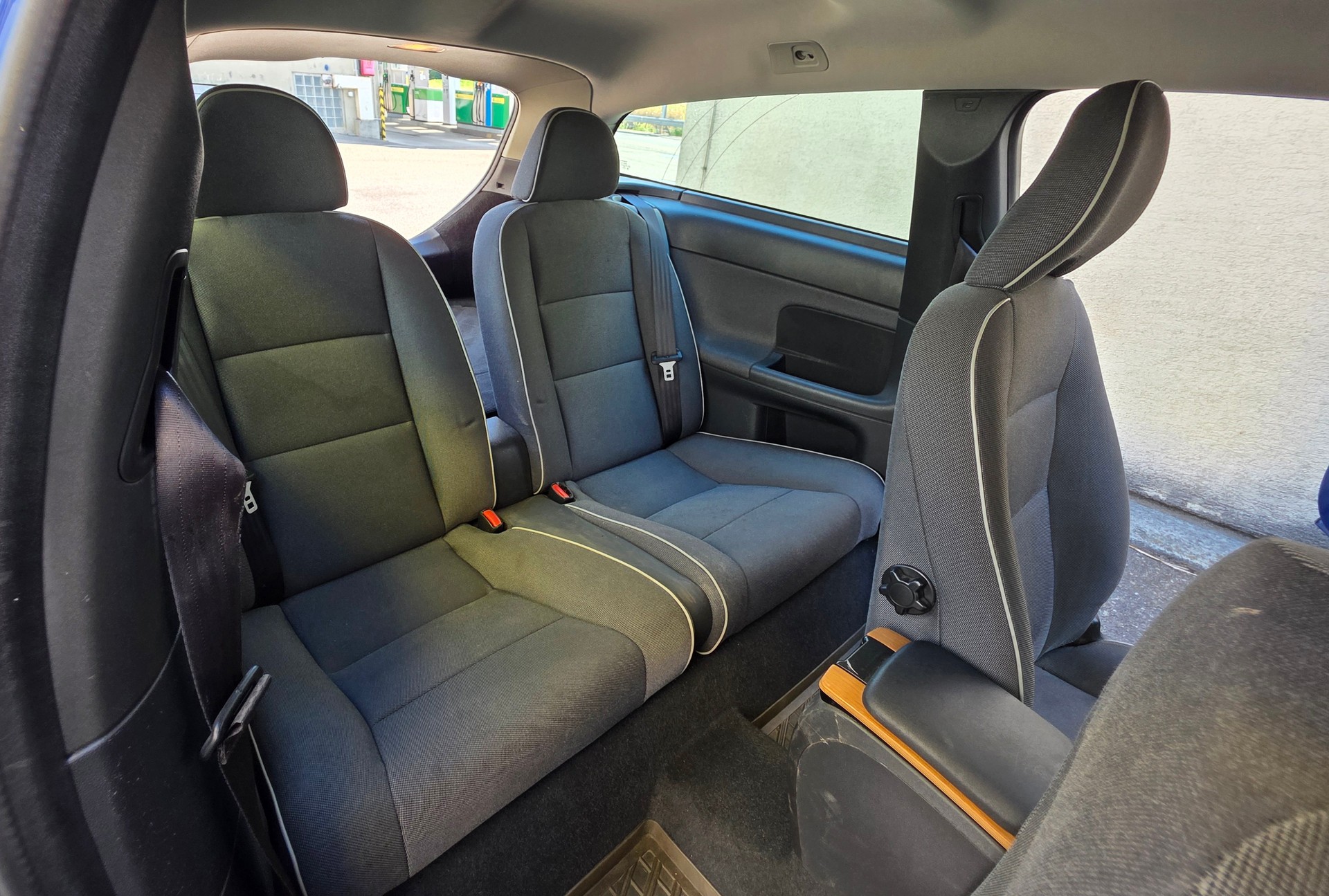 VOLVO C30 1.6D Start/Stop Momentum-image-7