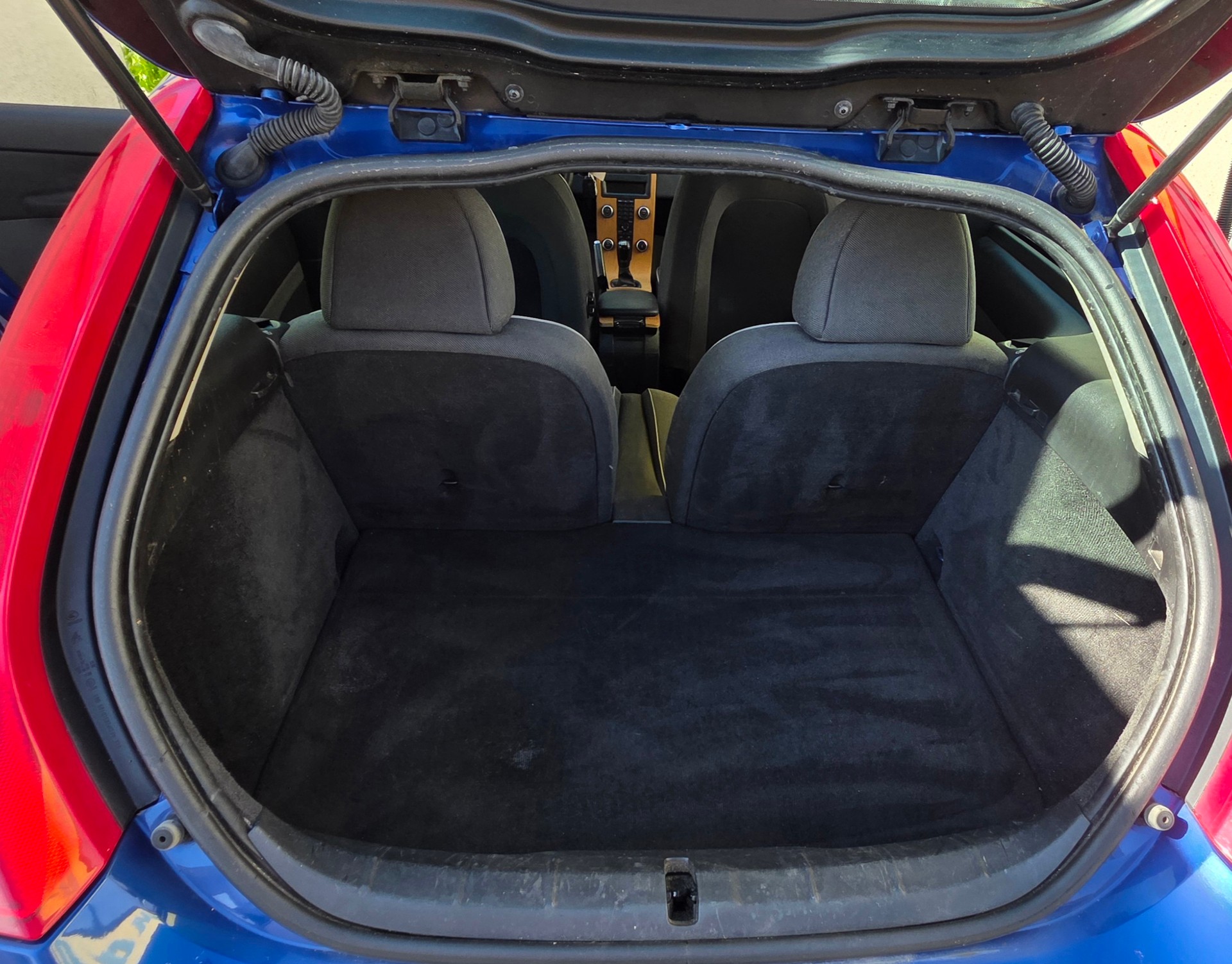 VOLVO C30 1.6D Start/Stop Momentum-image-9