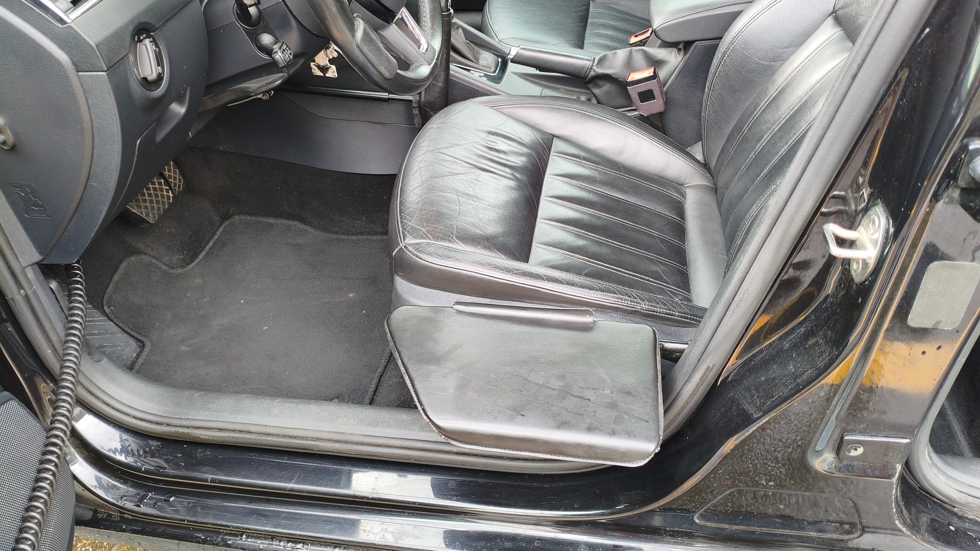 SKODA Octavia Combi 1.8 TSI Style 4x4 DSG-image-9