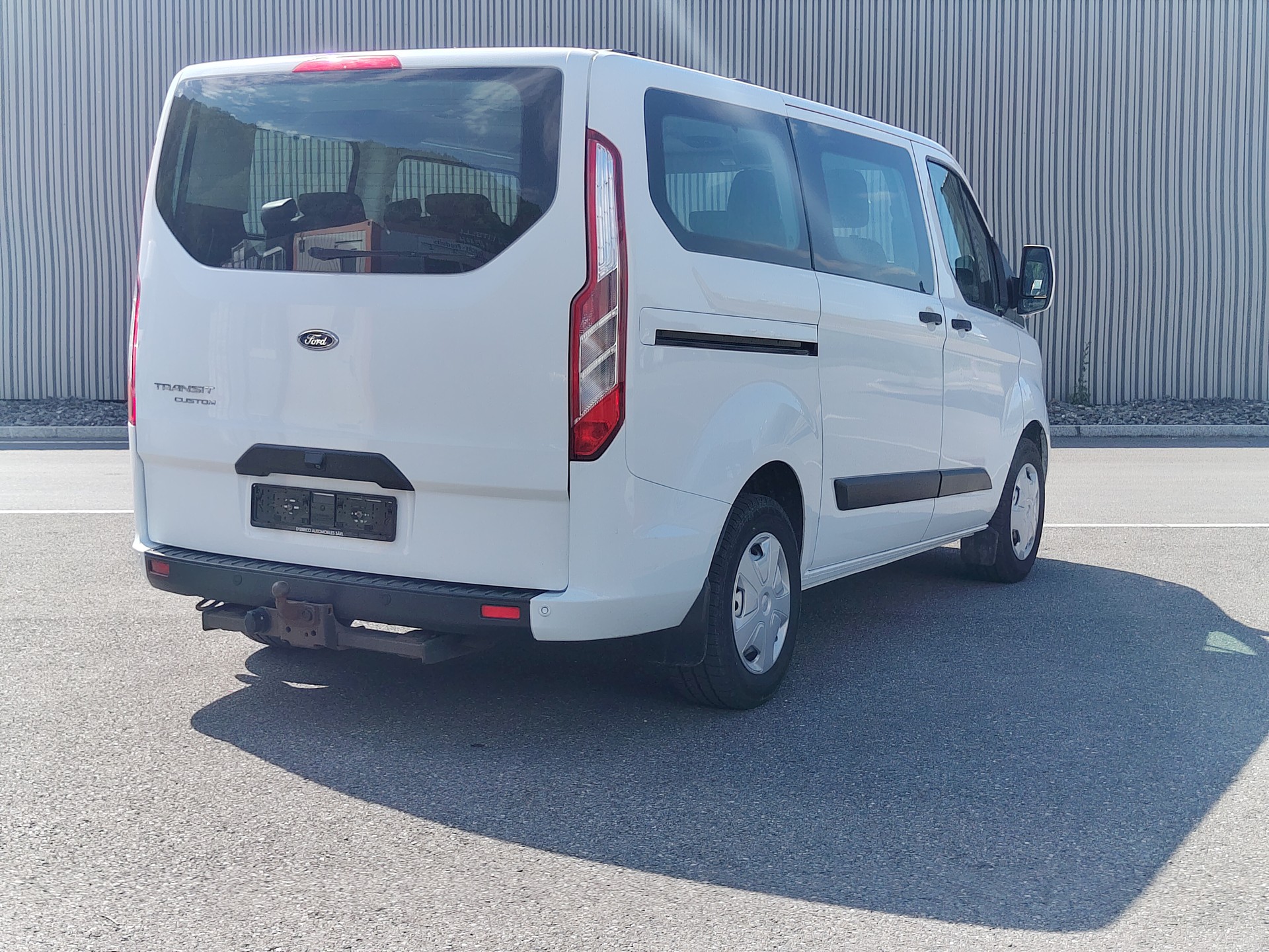 FORD Transit Custom 320 L1H1 Trend-showroom-element-3