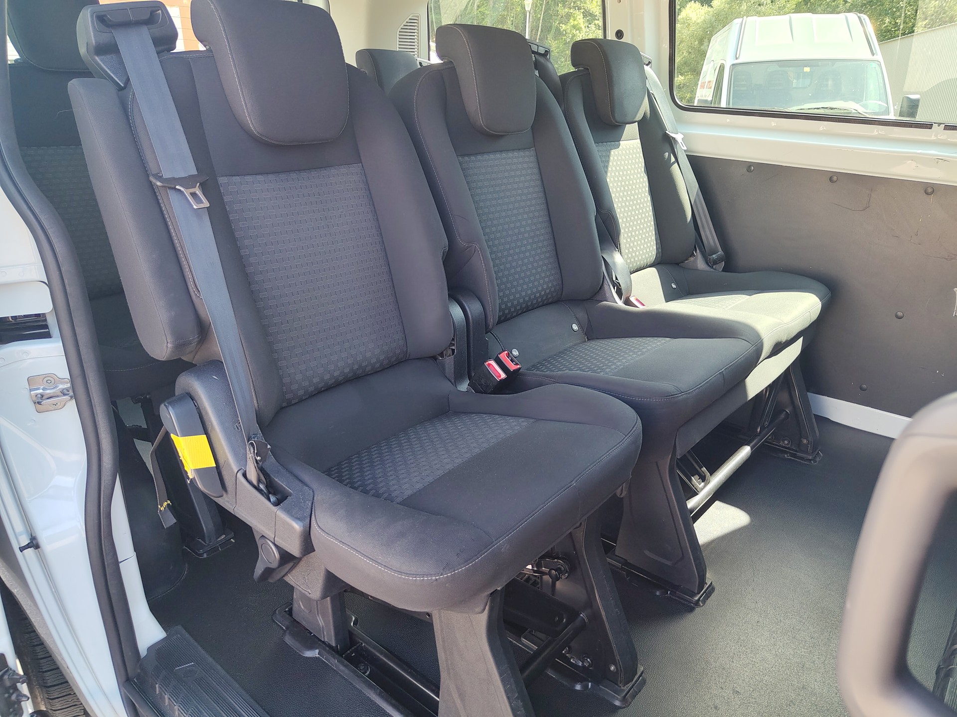 FORD Transit Custom 320 L1H1 Trend-image-8