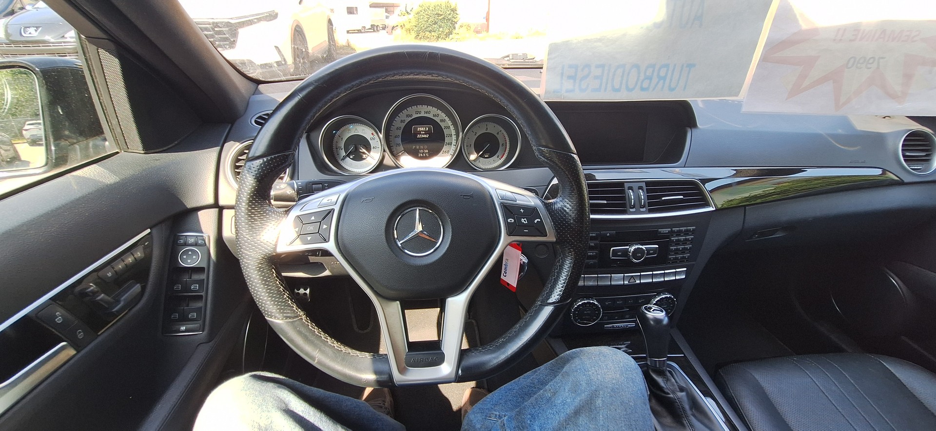 MERCEDES-BENZ C 300 CDI Elégance 4Matic 7G-Tronic-image-28