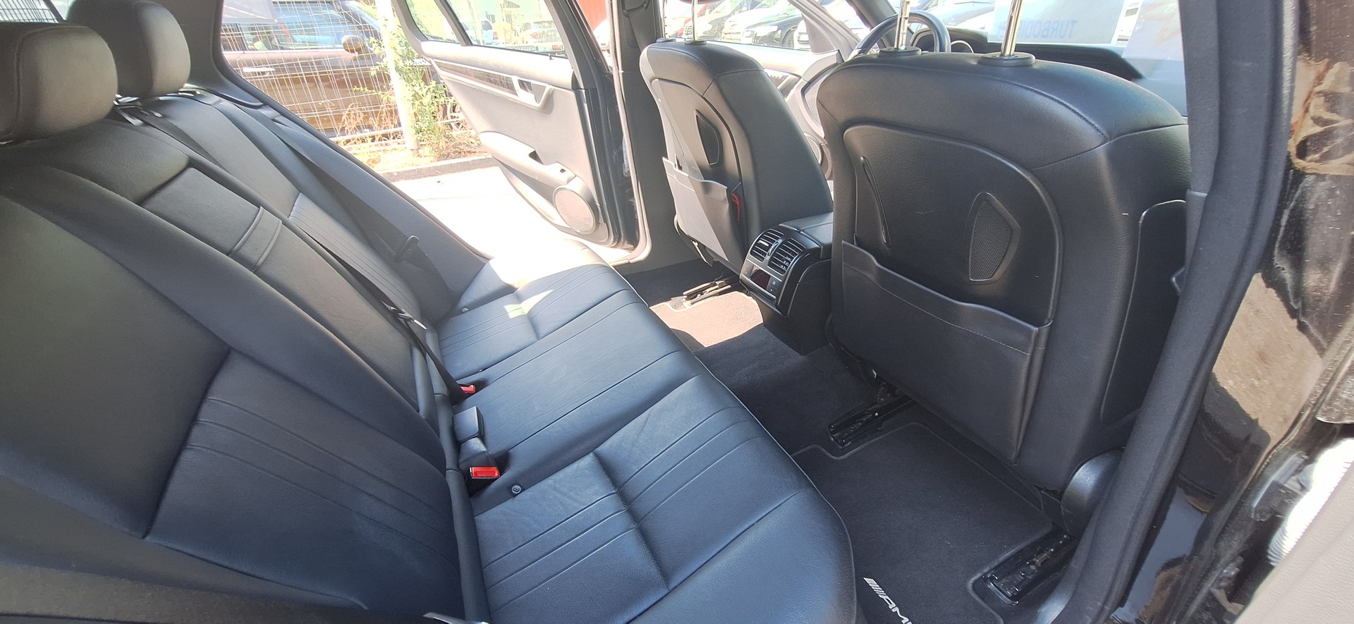 MERCEDES-BENZ C 300 CDI Elégance 4Matic 7G-Tronic-image-12