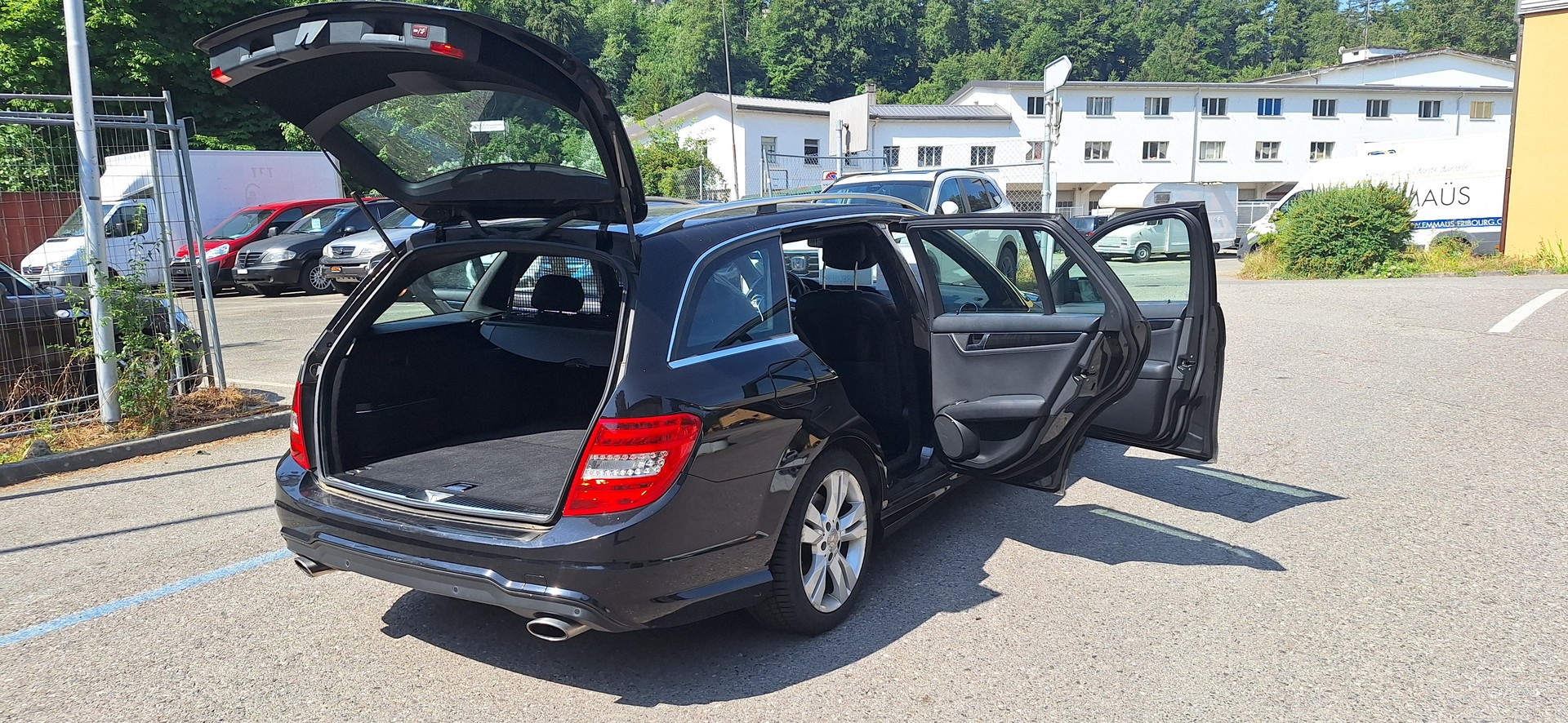 MERCEDES-BENZ C 300 CDI Elégance 4Matic 7G-Tronic-image-19